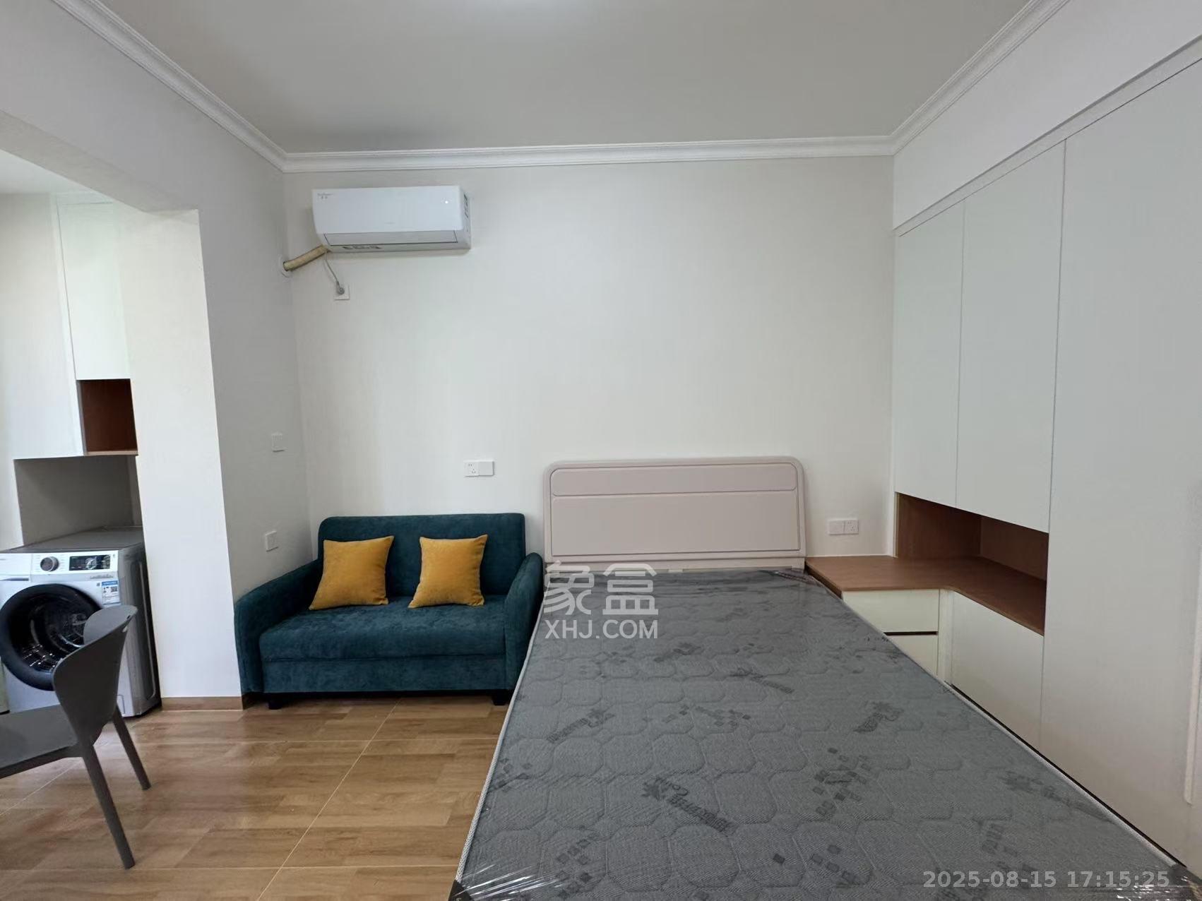 嘉雨兴园 1室1厅1卫 2200.0元/月 嘉雨兴园 1室1厅1卫 2200.0元/月室内图