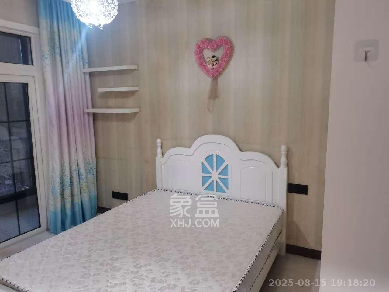 沁园春御院 3室2厅2卫 2800.0元/月 沁园春御院 3室2厅2卫 2800.0元/月室内图