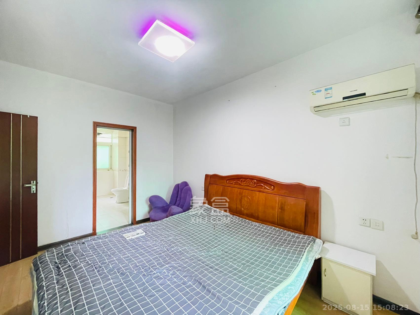 格林星城 3室2厅2卫 2500.0元/月 格林星城 3室2厅2卫 2500.0元/月室内图