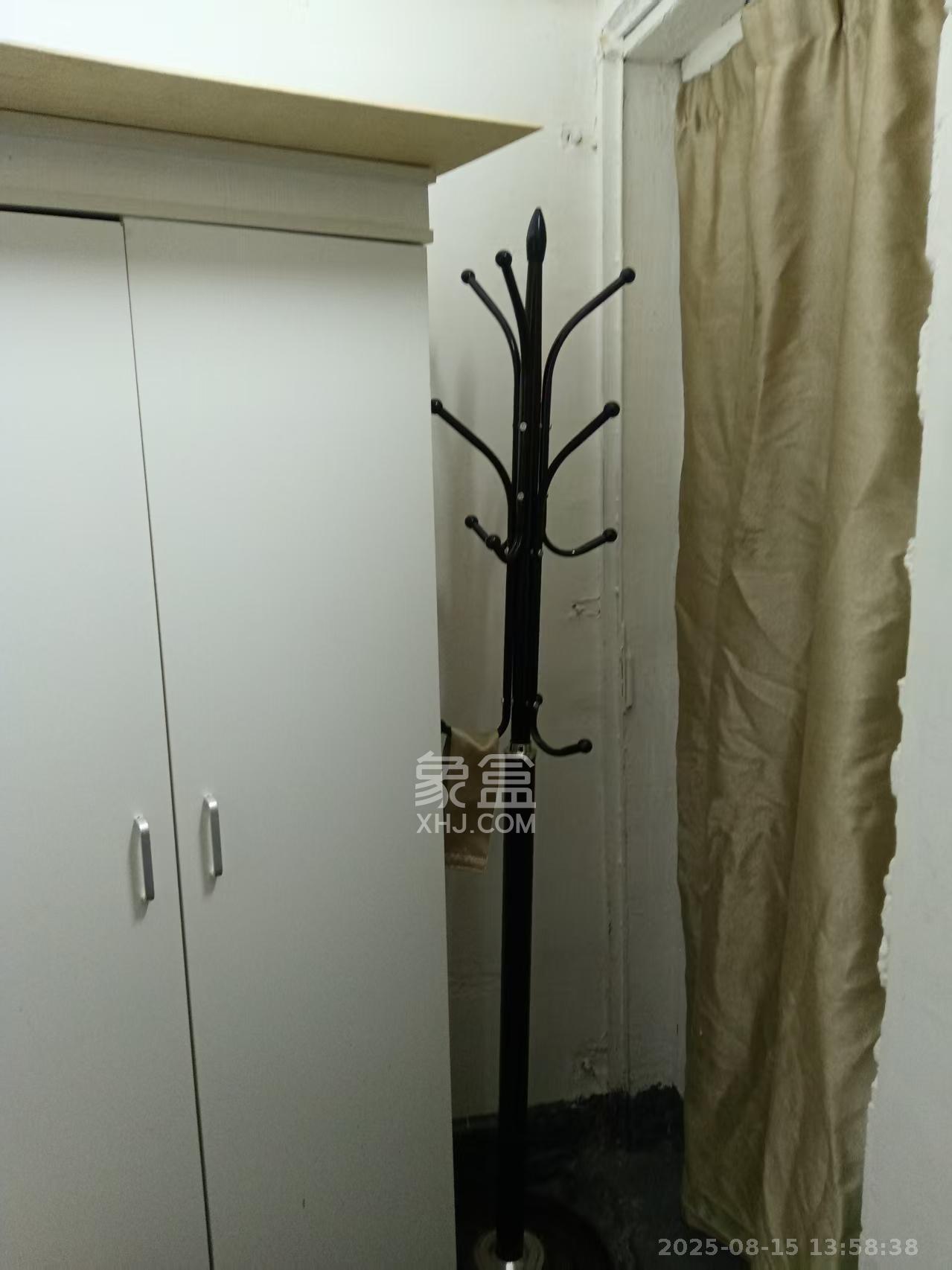 东瓜山二村  1室0厅0卫   800.00元/月室内图
