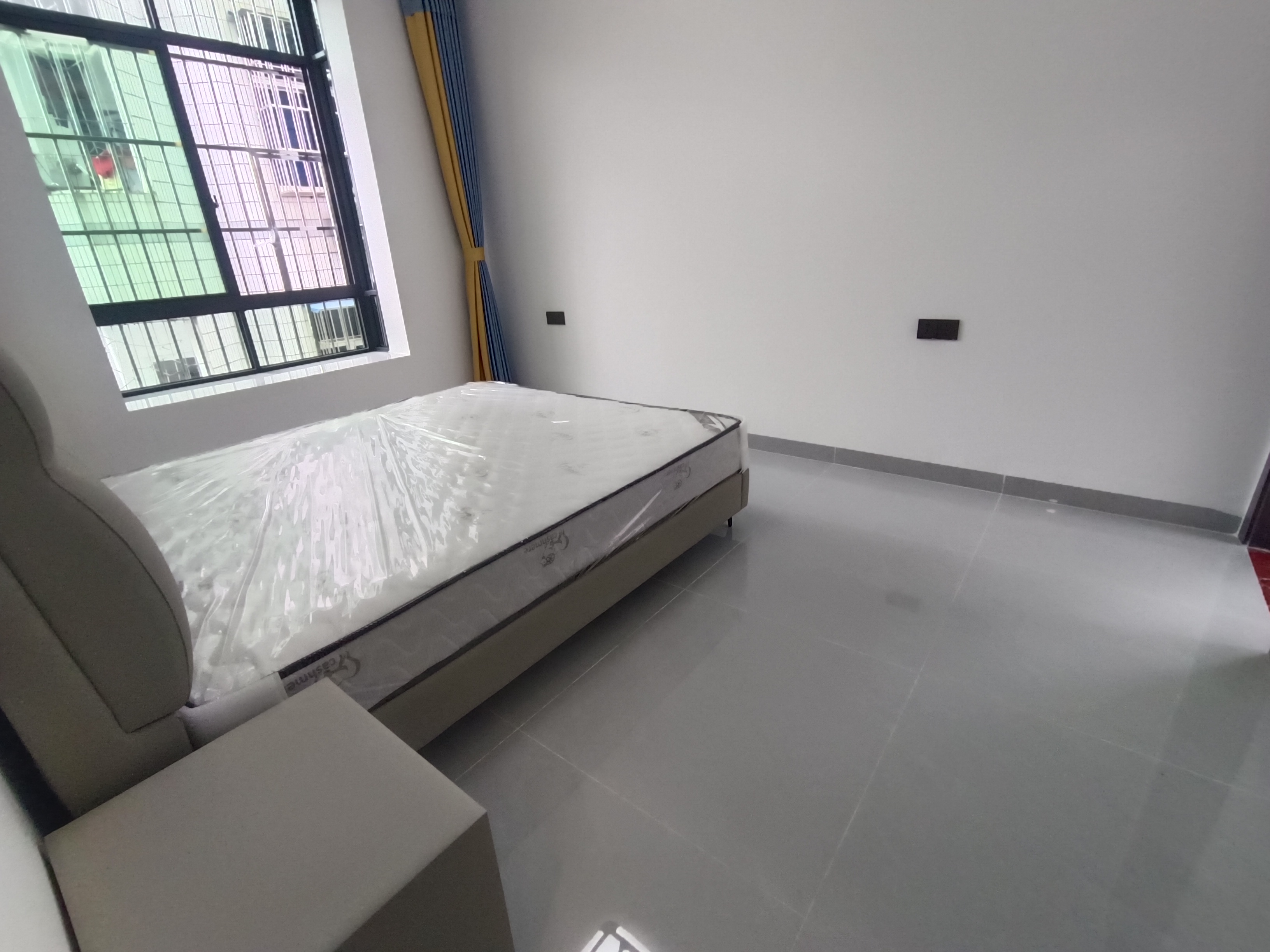 北方公司宿舍(义龙西路) 3室1厅1卫 88.0万 北方公司宿舍(义龙西路) 3室1厅1卫 88.0万客厅