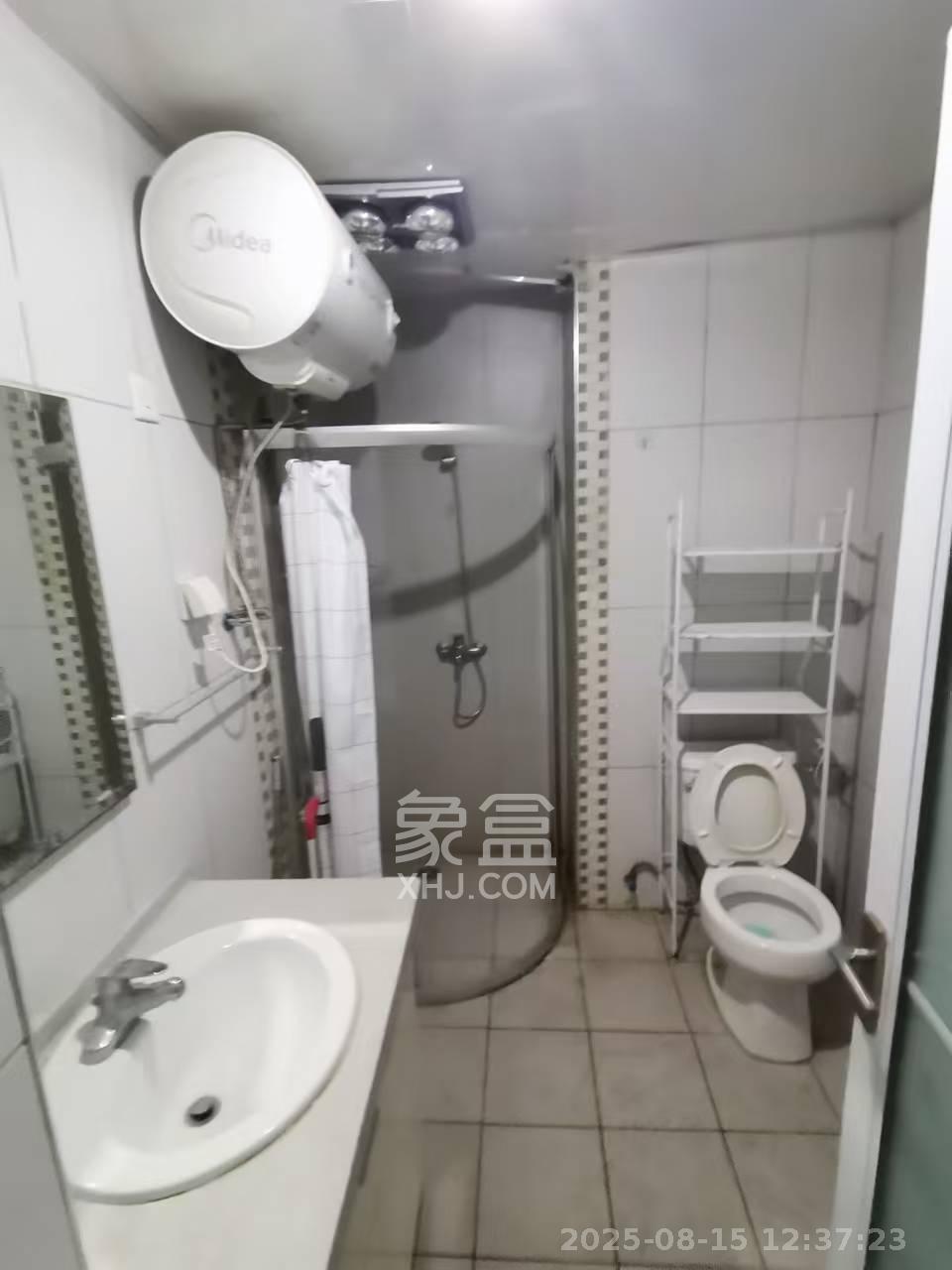 昊天大厦  1室1厅1卫   2000.00元/月室内图