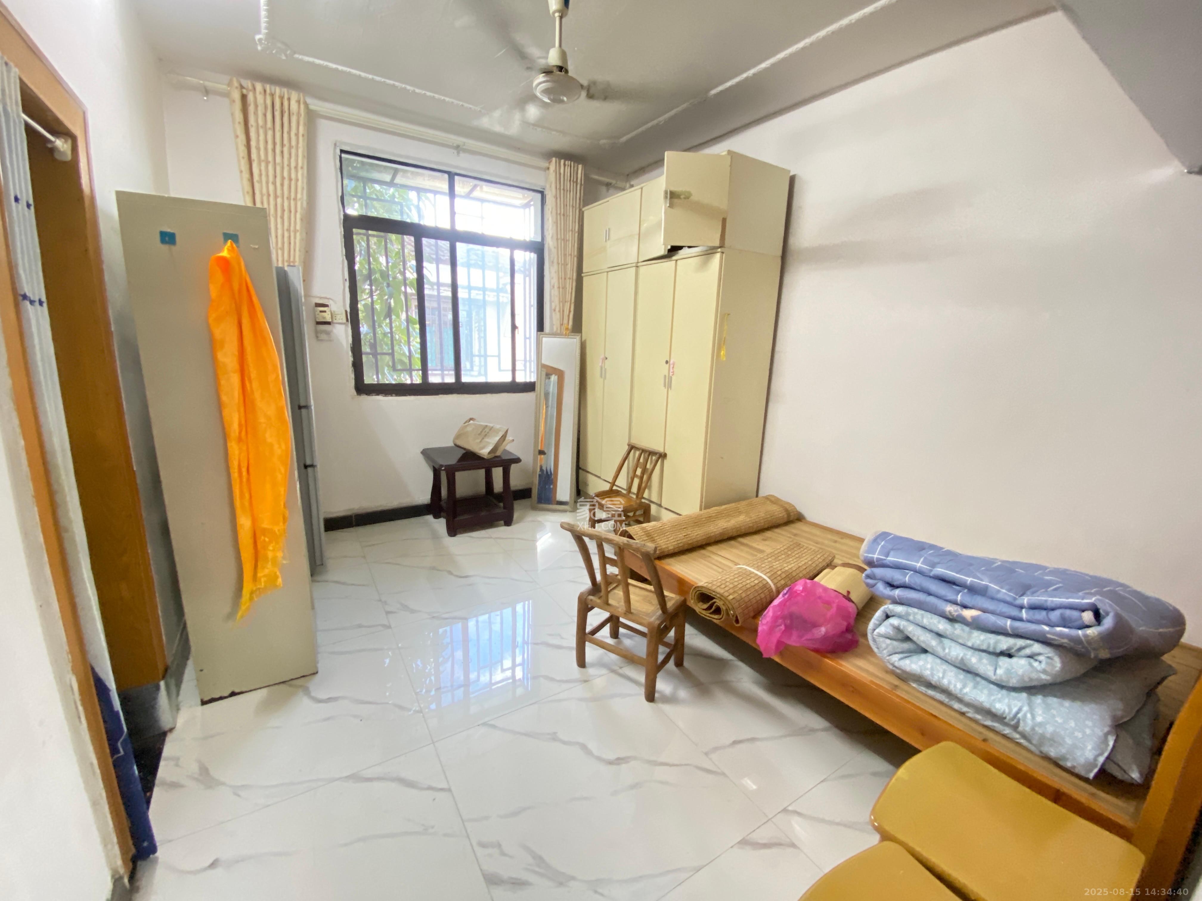 西文庙坪散盘 1室0厅0卫 1000.0元/月 西文庙坪散盘 1室0厅0卫 1000.0元/月室内图