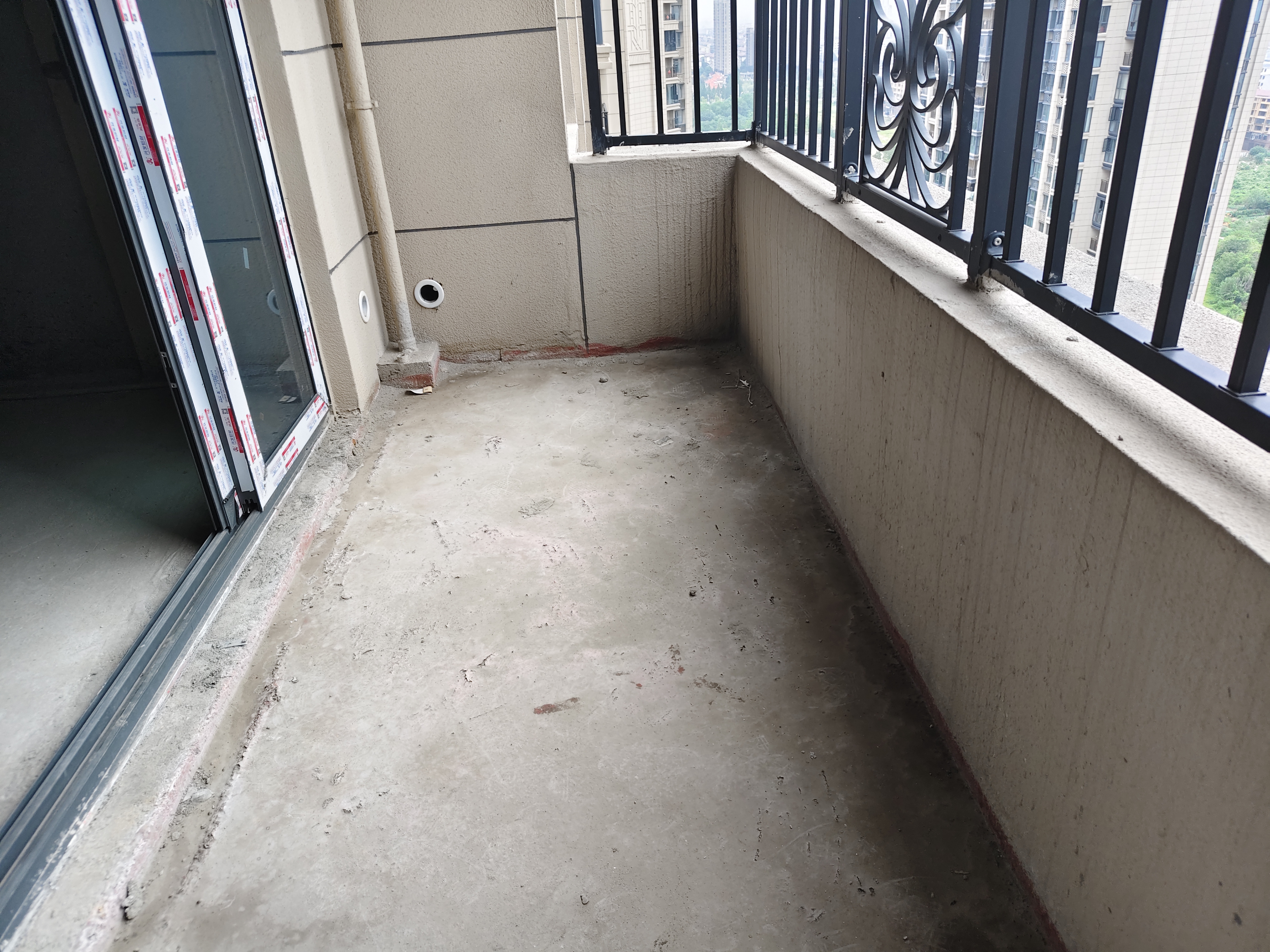 恒大名都 3室2厅1卫 35.8万 恒大名都 3室2厅1卫 35.8万客厅