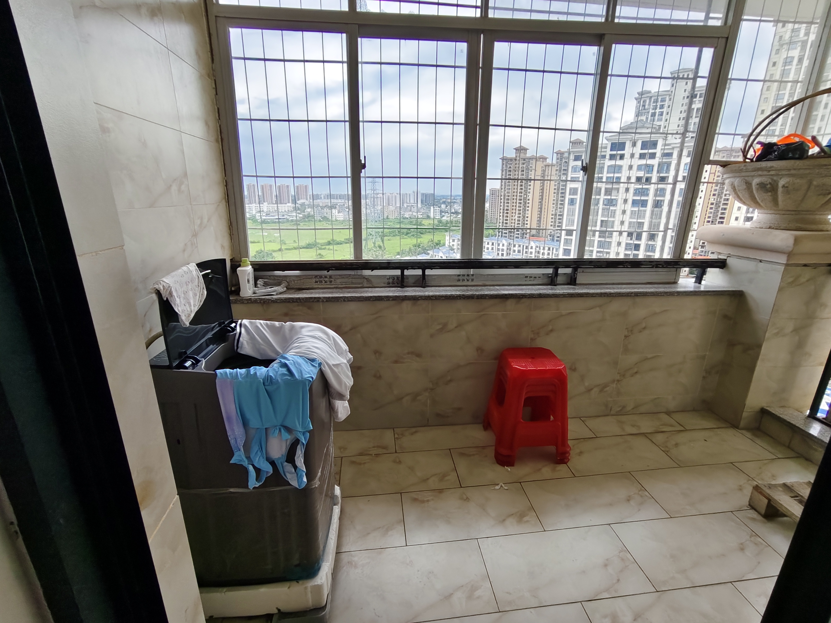 翡翠水城（住宅）  2室2厅1卫   2300.00元/月室内图