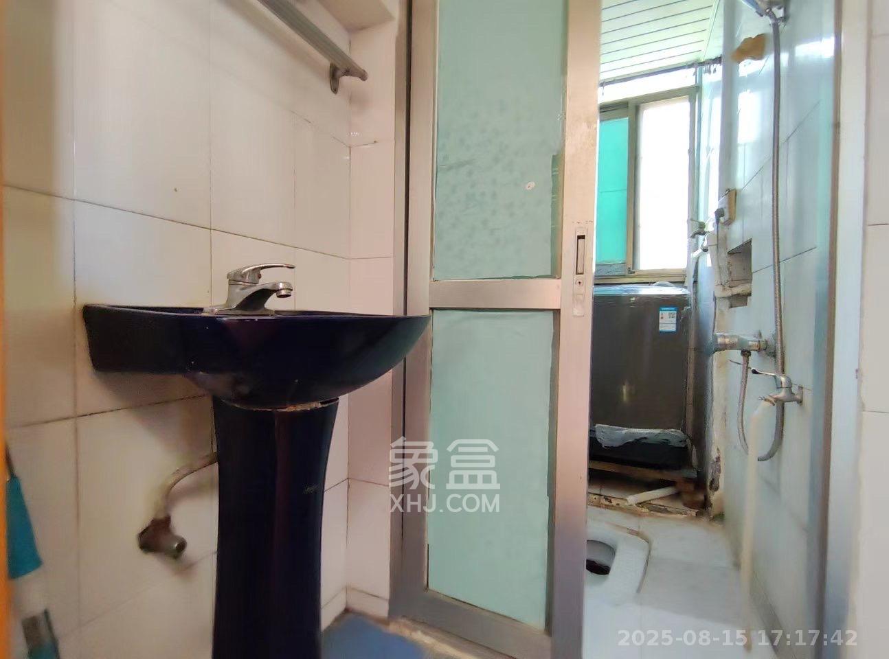 左家塘美印宿舍  2室1厅2卫    1400.0元/月 左家塘美印宿舍  2室1厅2卫    1400.0元/月室内图