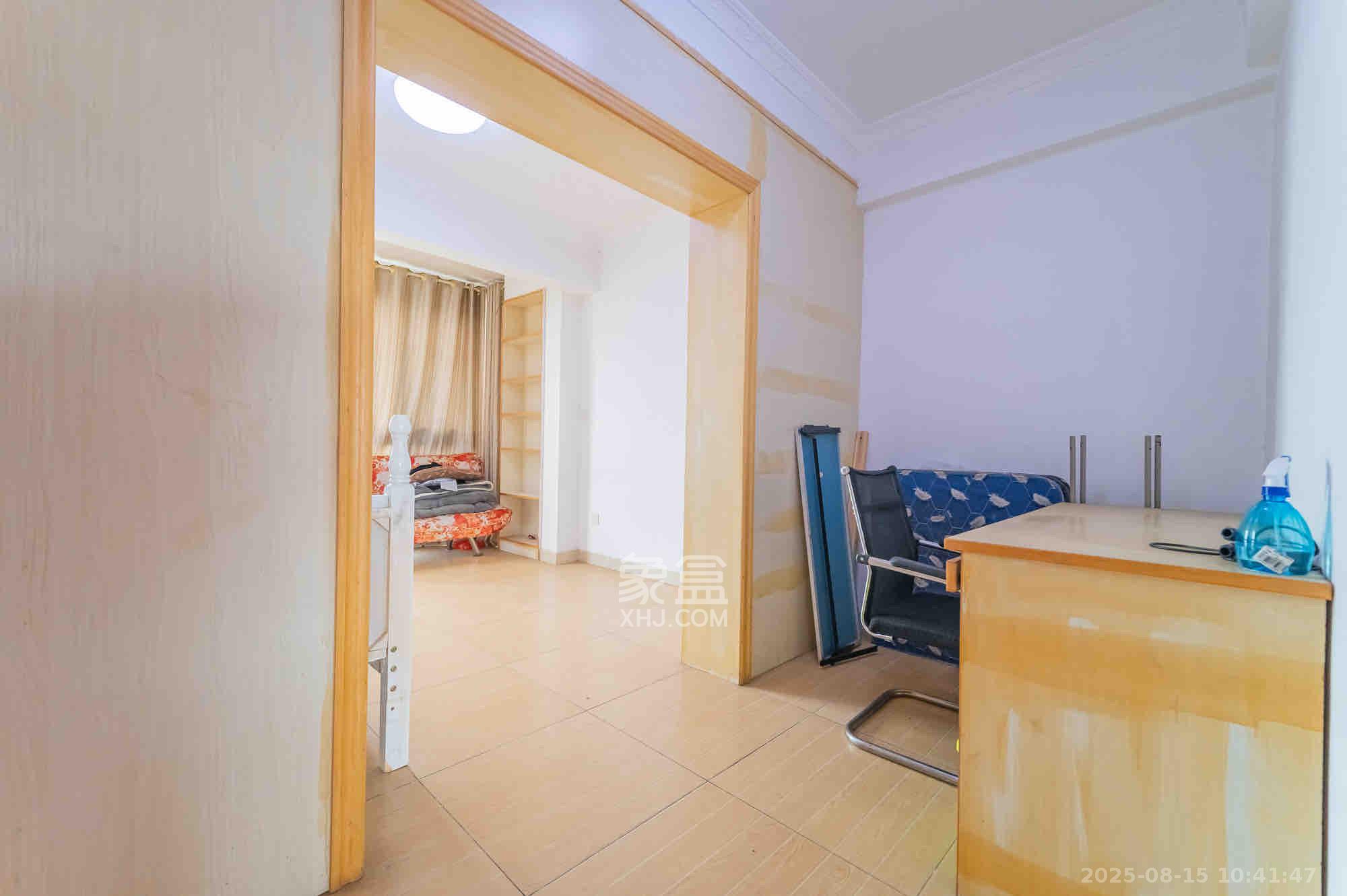 筑梦佳园  4室2厅2卫    2200.0元/月室内图