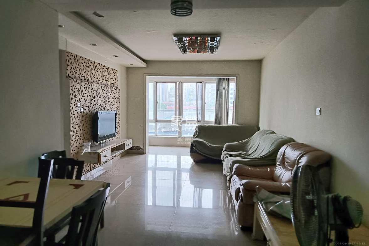 东门壹号家园 2室2厅1卫 2100.0元/月 东门壹号家园 2室2厅1卫 2100.0元/月室内图