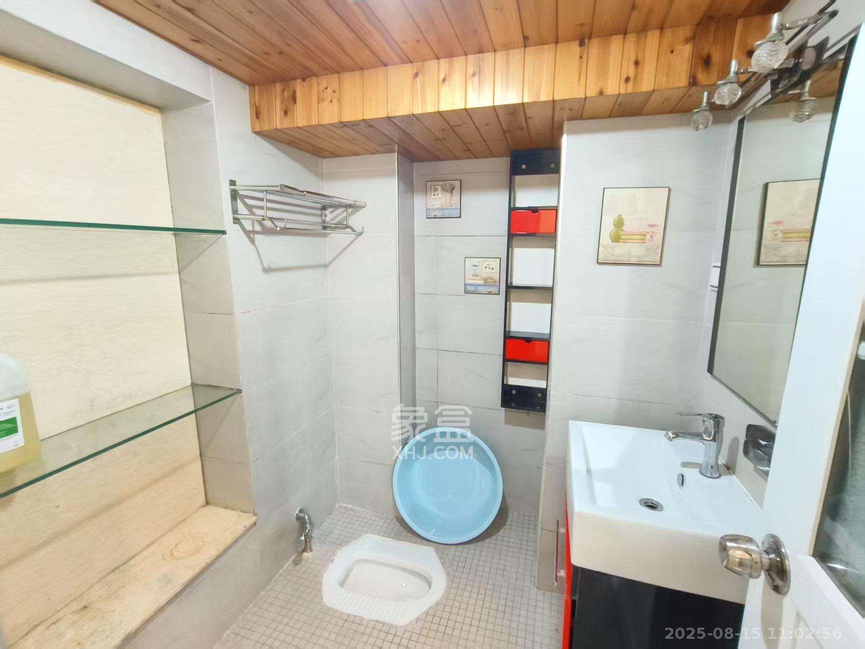 王府井公寓（福源公寓）  3室2厅2卫    5000.0元/月室内图