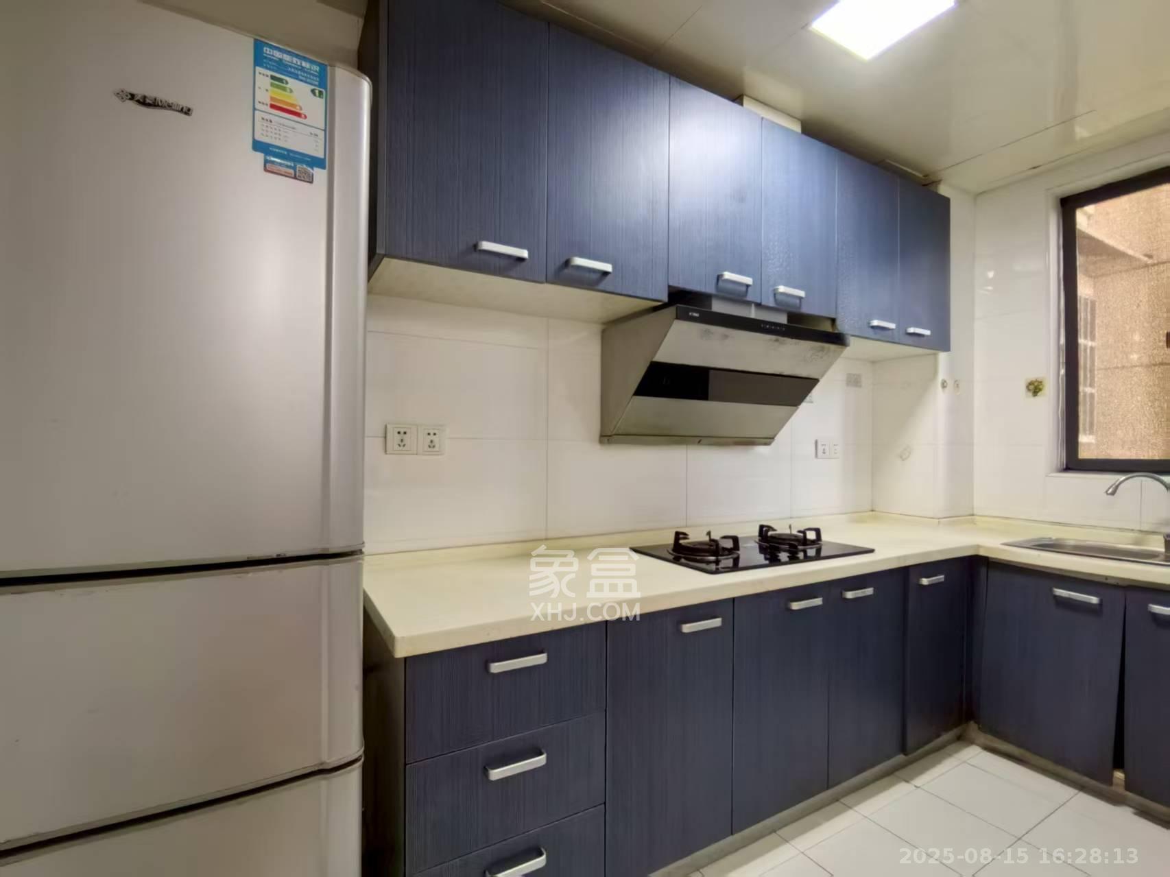 保利麓谷林语A区  3室2厅1卫    2400.0元/月 保利麓谷林语A区  3室2厅1卫    2400.0元/月室内图