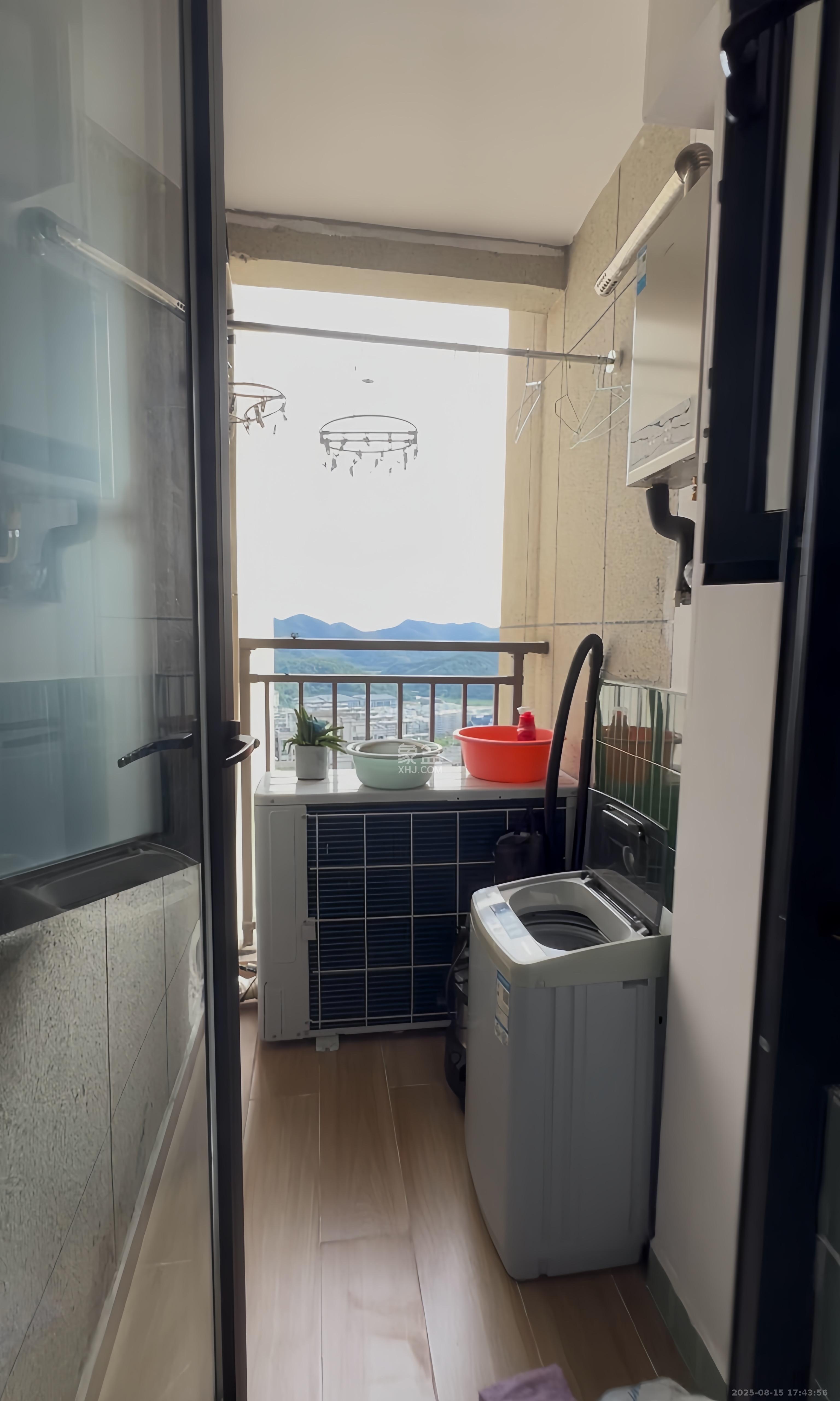 梅溪湖金茂湾  3室2厅2卫    4000.0元/月 梅溪湖金茂湾  3室2厅2卫    4000.0元/月室内图