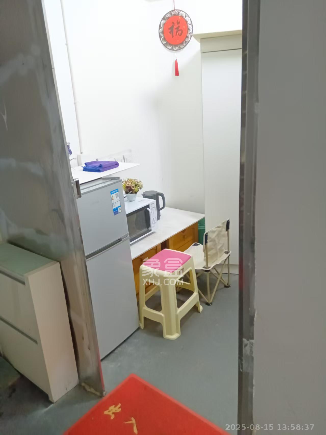 东瓜山二村  1室0厅0卫   800.00元/月室内图