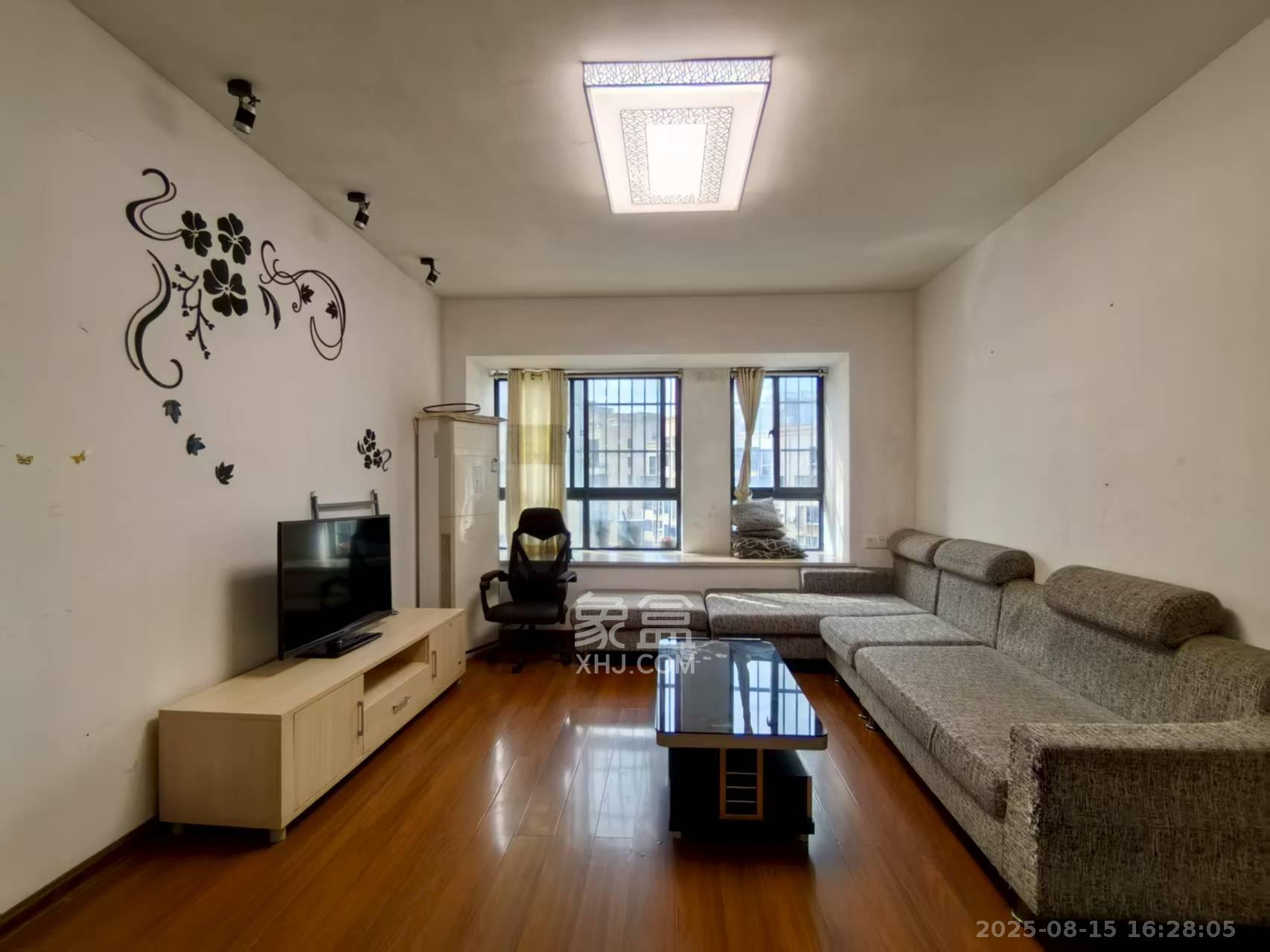 保利麓谷林语A区  3室2厅1卫    2400.0元/月 保利麓谷林语A区  3室2厅1卫    2400.0元/月室内图