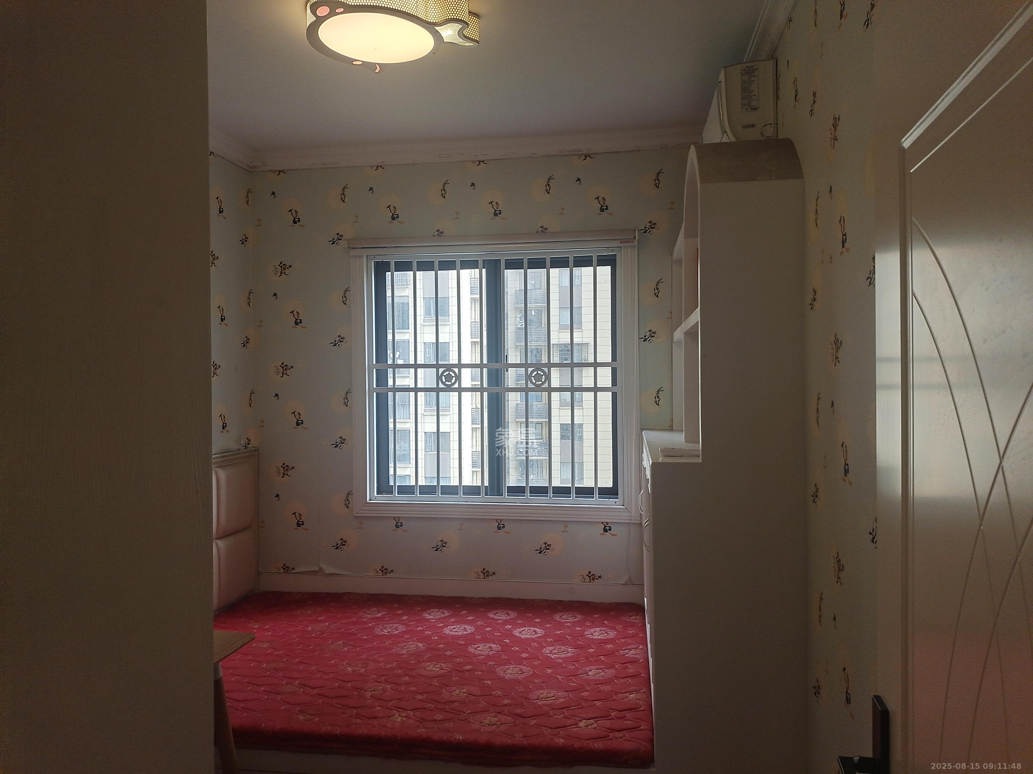 保利香槟国际 3室2厅2卫 2000.0元/月 保利香槟国际 3室2厅2卫 2000.0元/月室内图