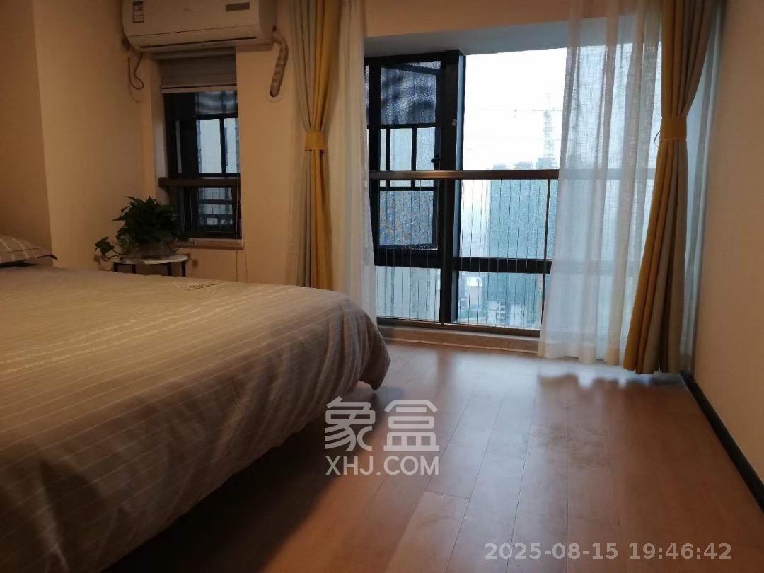恒大翡翠华庭  1室1厅1卫   1800.00元/月室内图