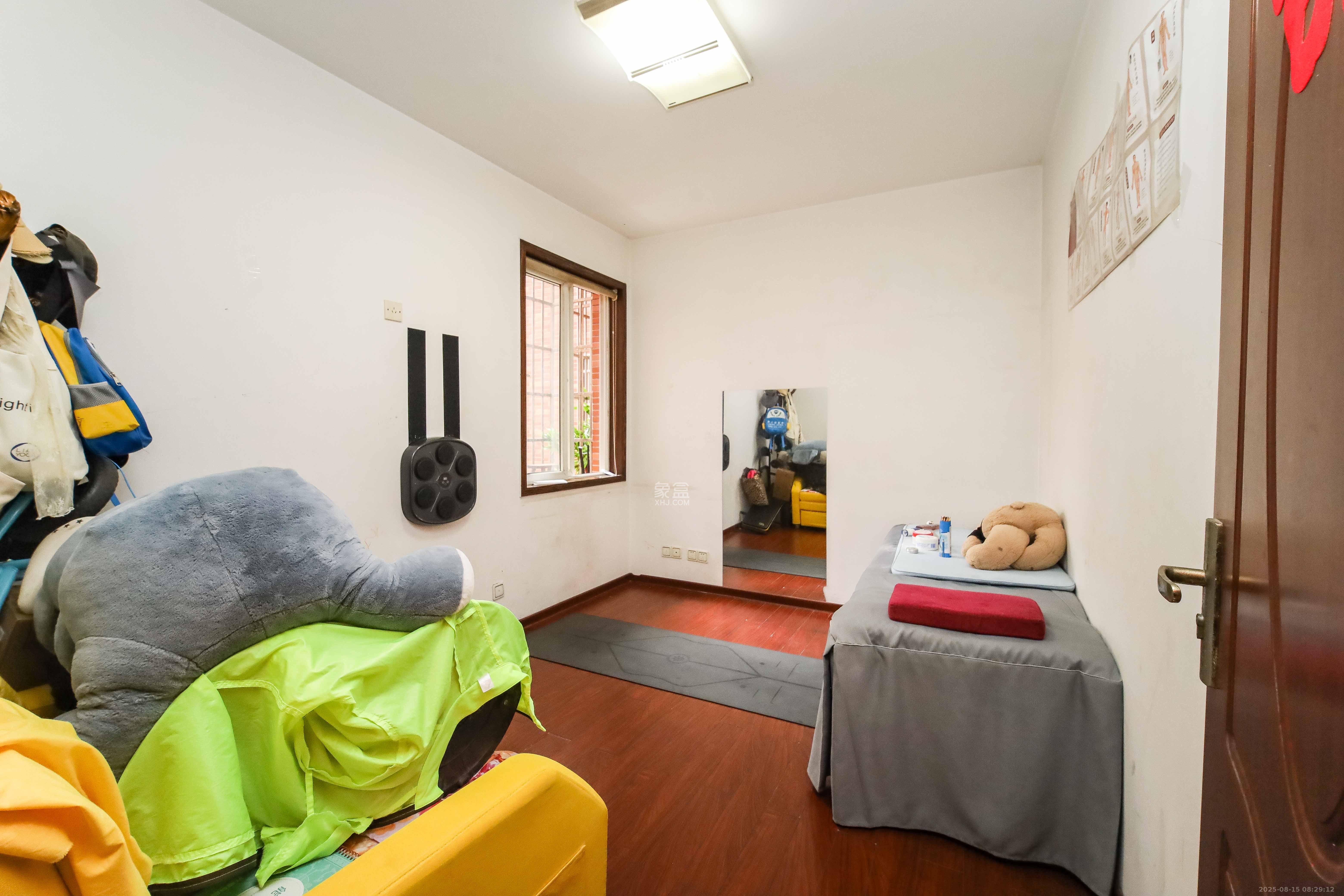 紫薇鑫园  3室1厅2卫    2500.0元/月室内图