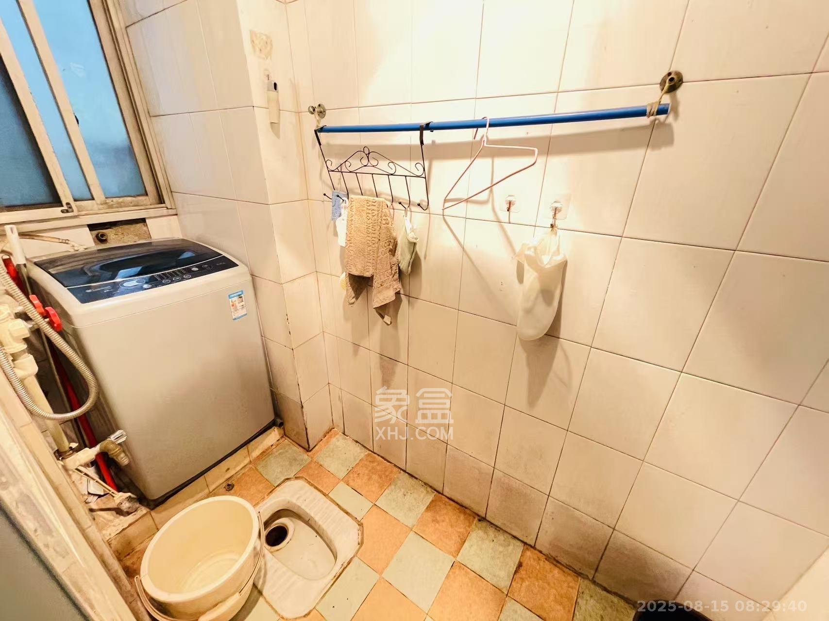 公交金盆小区  2室1厅1卫    1200.0元/月室内图