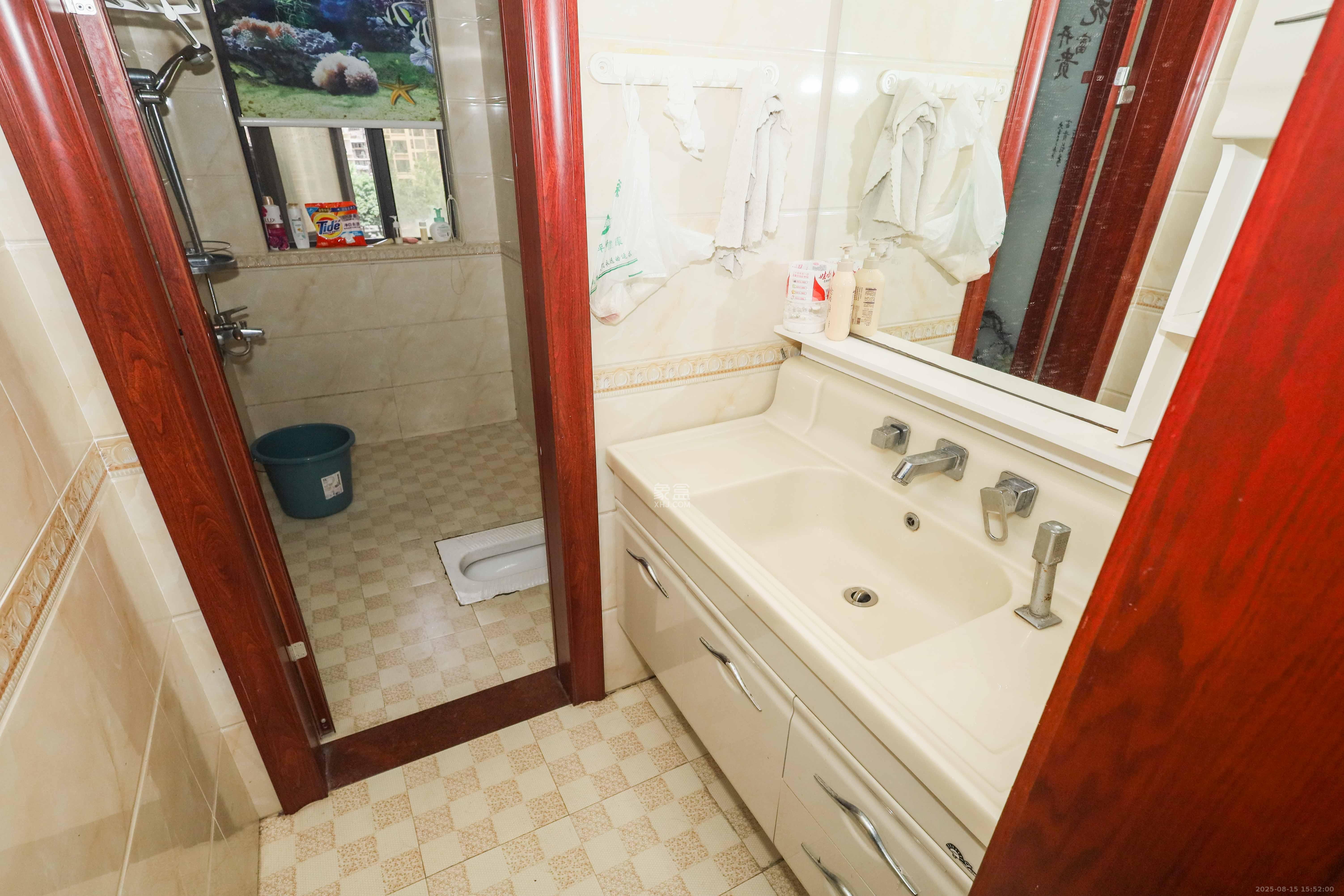 麓谷星辰  4室2厅2卫    120.0万 麓谷星辰  4室2厅2卫    120.0万卫生间