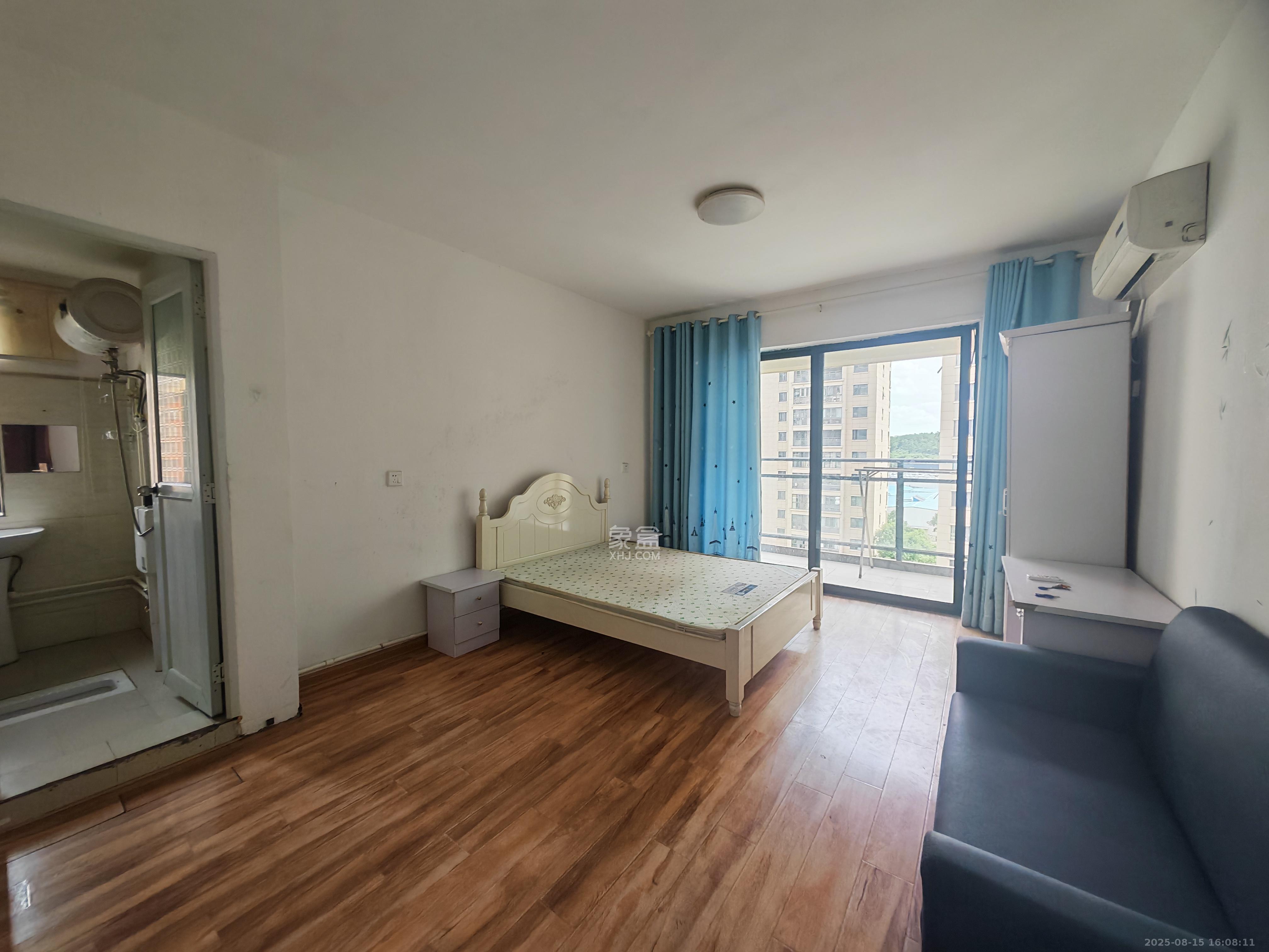 鑫远玲珑  1室0厅0卫    1100.0元/月室内图