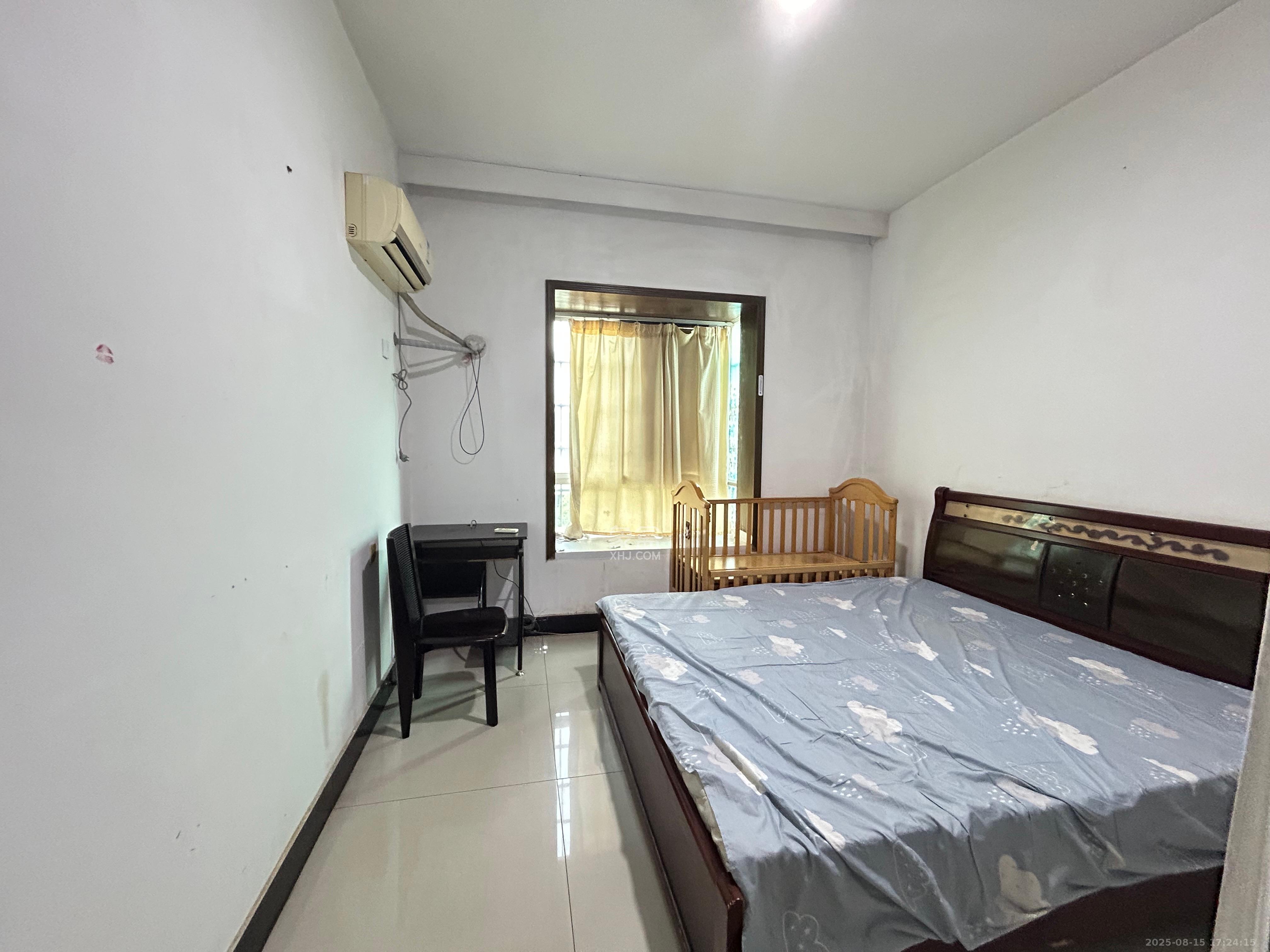 中南汽车世界 2室2厅1卫 1200.0元/月 中南汽车世界 2室2厅1卫 1200.0元/月室内图