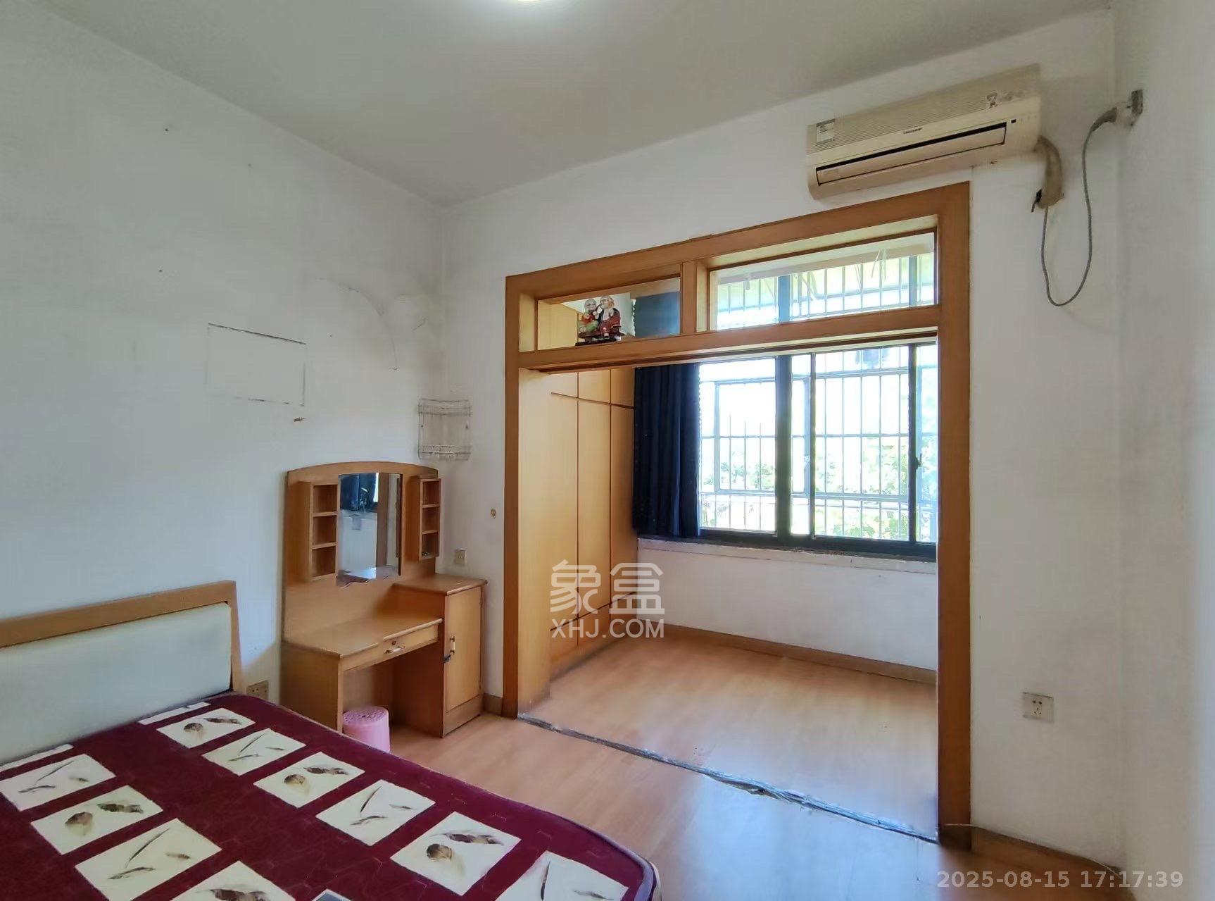 左家塘美印宿舍  2室1厅2卫    1400.0元/月 左家塘美印宿舍  2室1厅2卫    1400.0元/月室内图