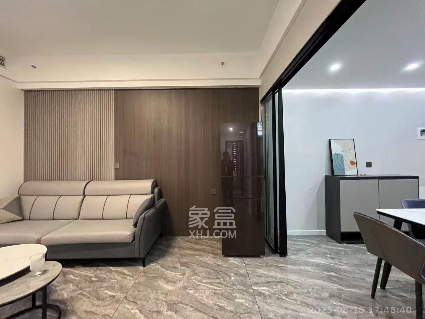 万润时光里  2室1厅1卫   3200.00元/月室内图