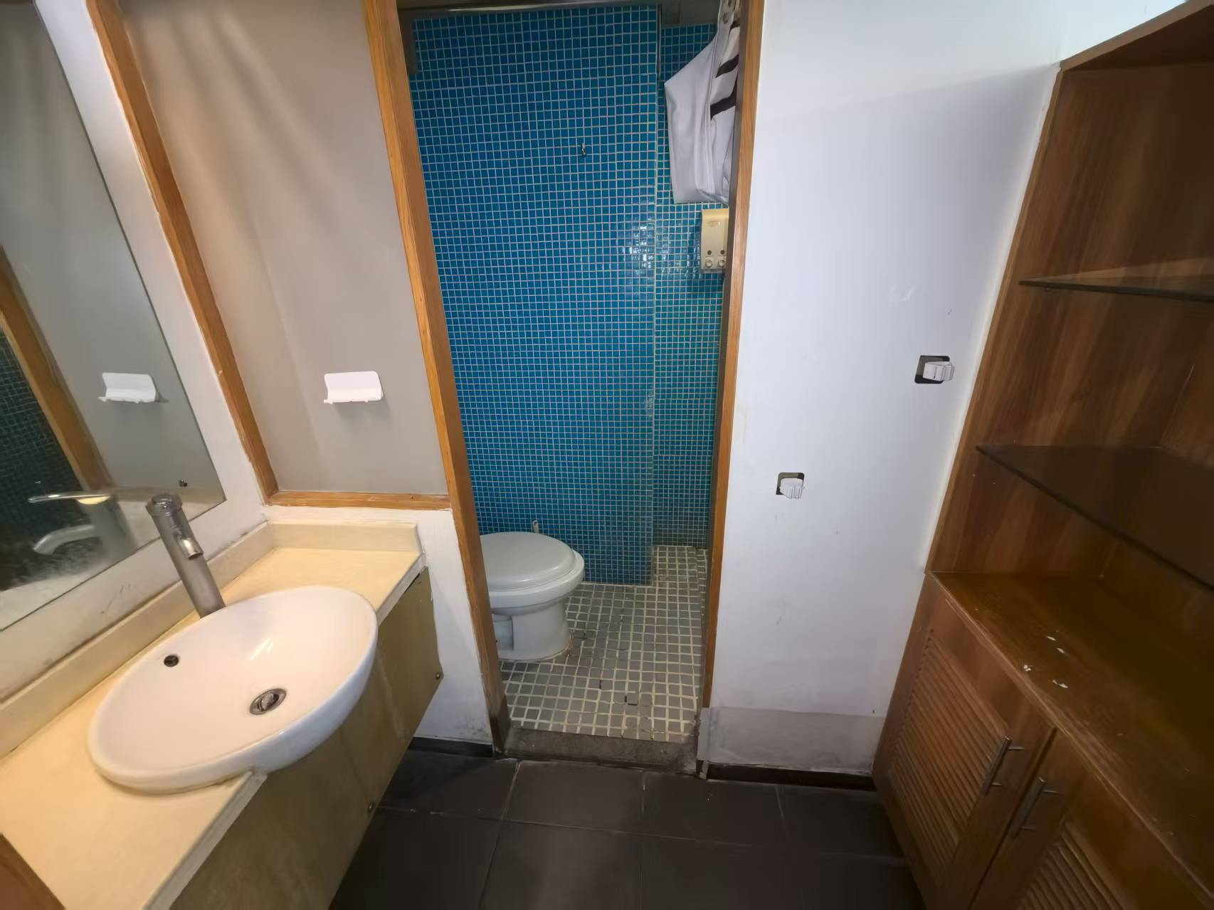 绅蓝都市 1室1厅1卫 1700.0元/月 绅蓝都市 1室1厅1卫 1700.0元/月室内图