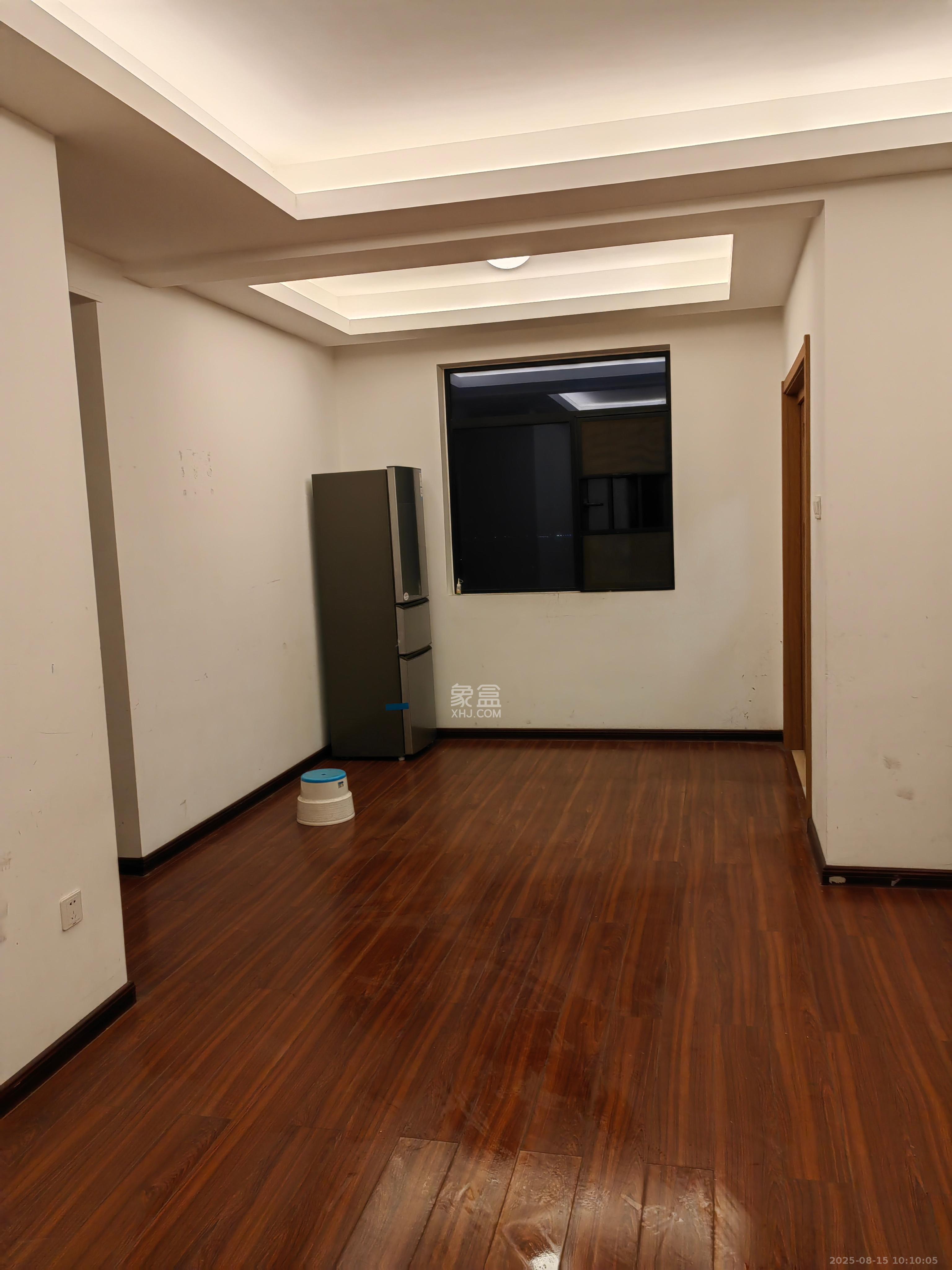 幸福考拉789  3室2厅2卫   2320.00元/月室内图