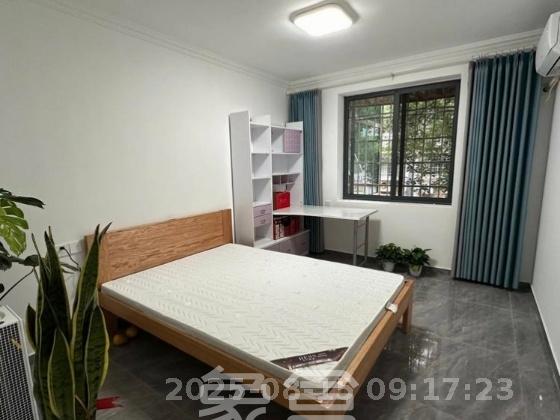 雅礼中学宿舍楼 4室2厅1卫 6000.0元/月 雅礼中学宿舍楼 4室2厅1卫 6000.0元/月室内图