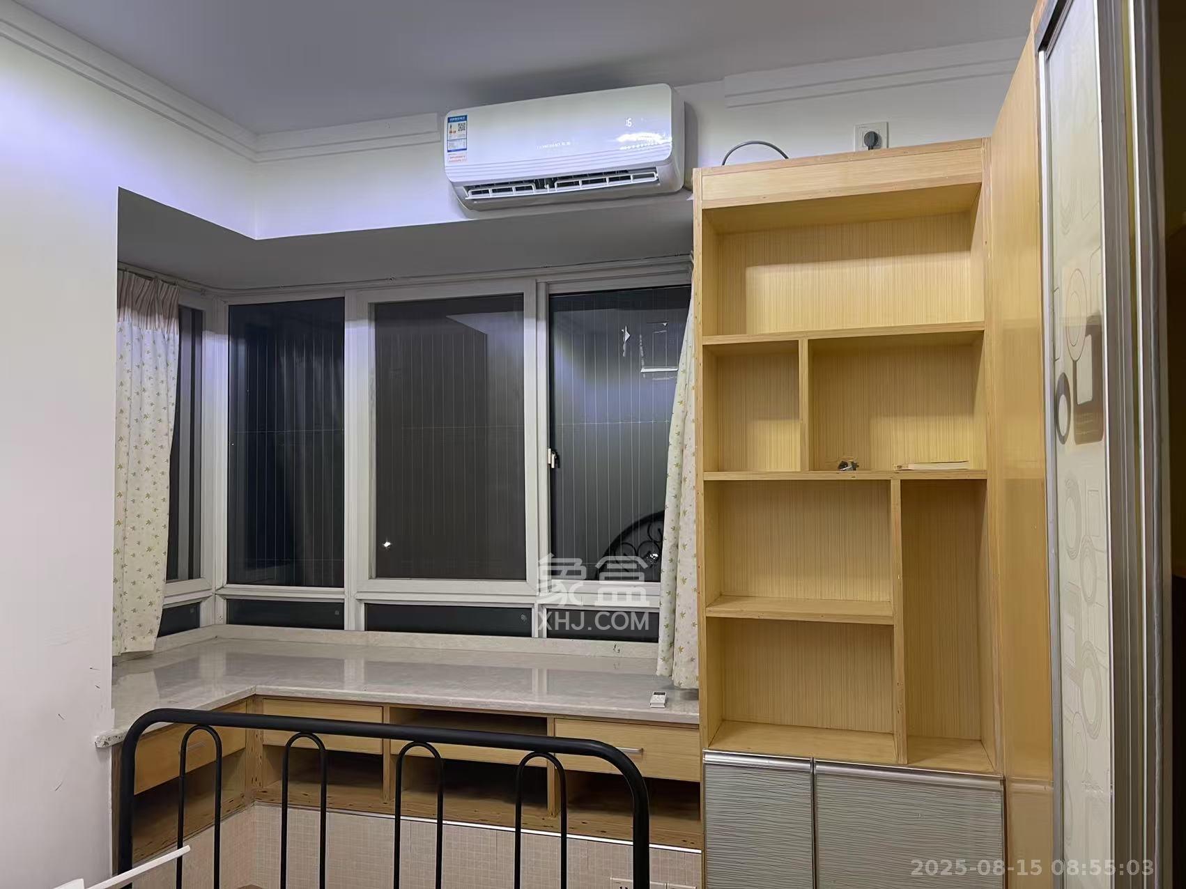 山语城一期  3室2厅1卫    2100.0元/月 山语城一期  3室2厅1卫    2100.0元/月室内图1