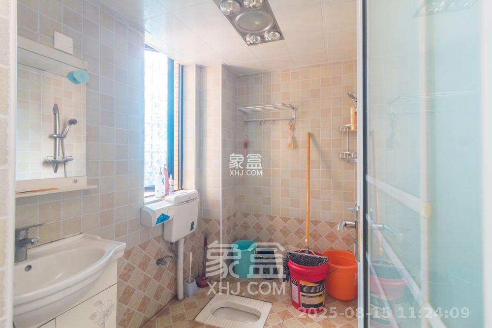 紫御江山  1室2厅2卫   2800.00元/月室内图