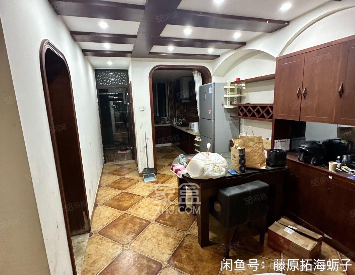 长丰星城 3室2厅2卫 1570.0元/月 长丰星城 3室2厅2卫 1570.0元/月室内图