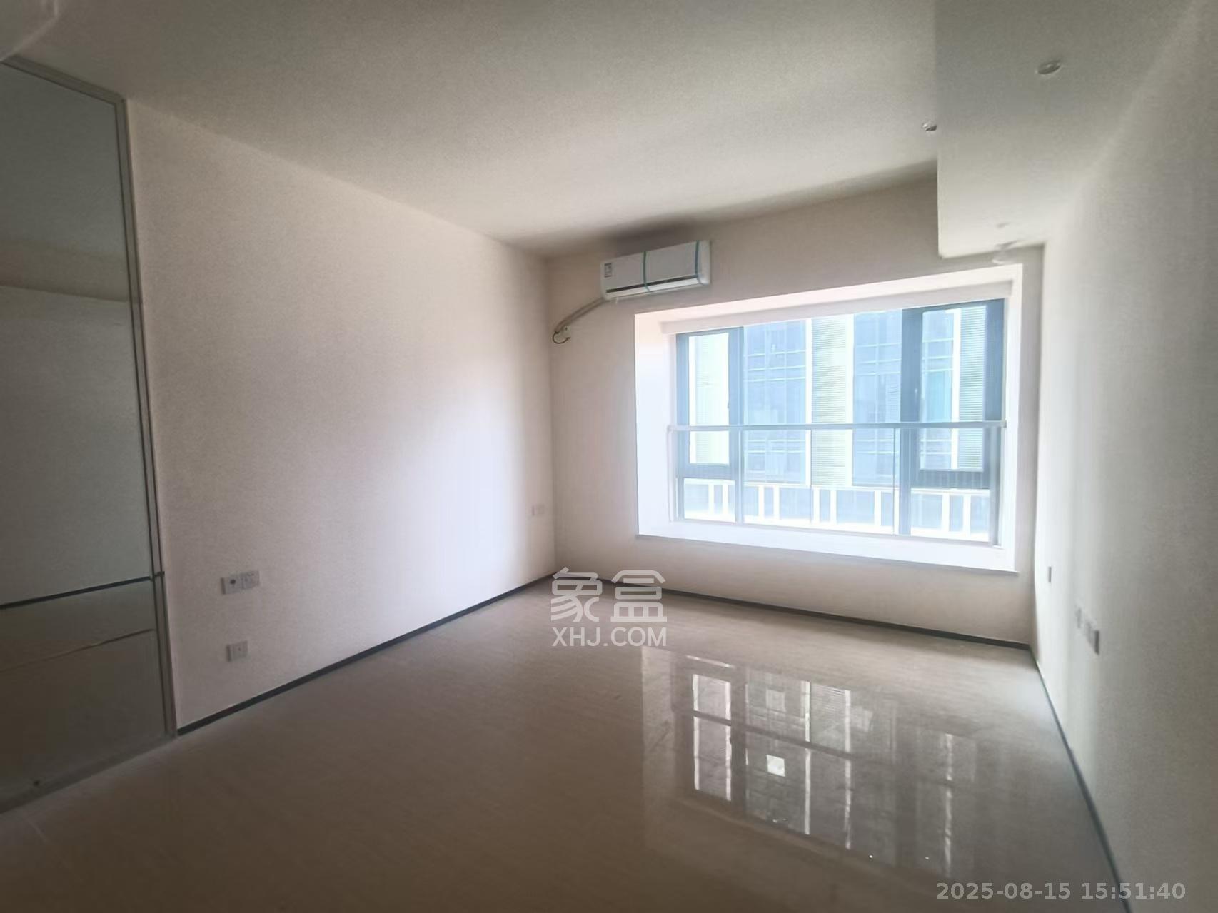 恒大金融广场 1室1厅1卫 2400.0元/月 恒大金融广场 1室1厅1卫 2400.0元/月室内图