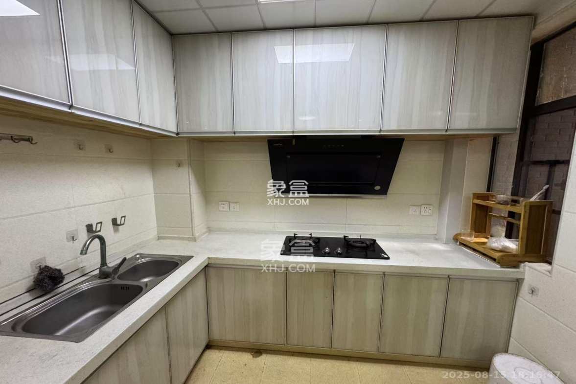 长城水郡 2室1厅0卫 2000.0元/月 长城水郡 2室1厅0卫 2000.0元/月室内图