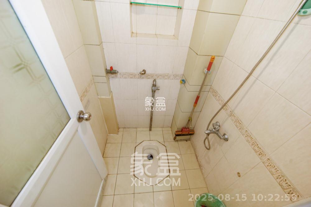 三湘小区  3室2厅1卫    1600.0元/月