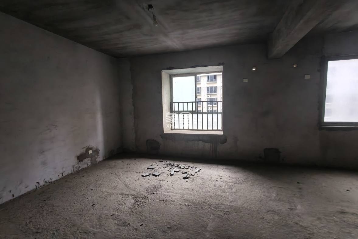 南苑上和一期 4室2厅2卫 78.8万 南苑上和一期 4室2厅2卫 78.8万卧室