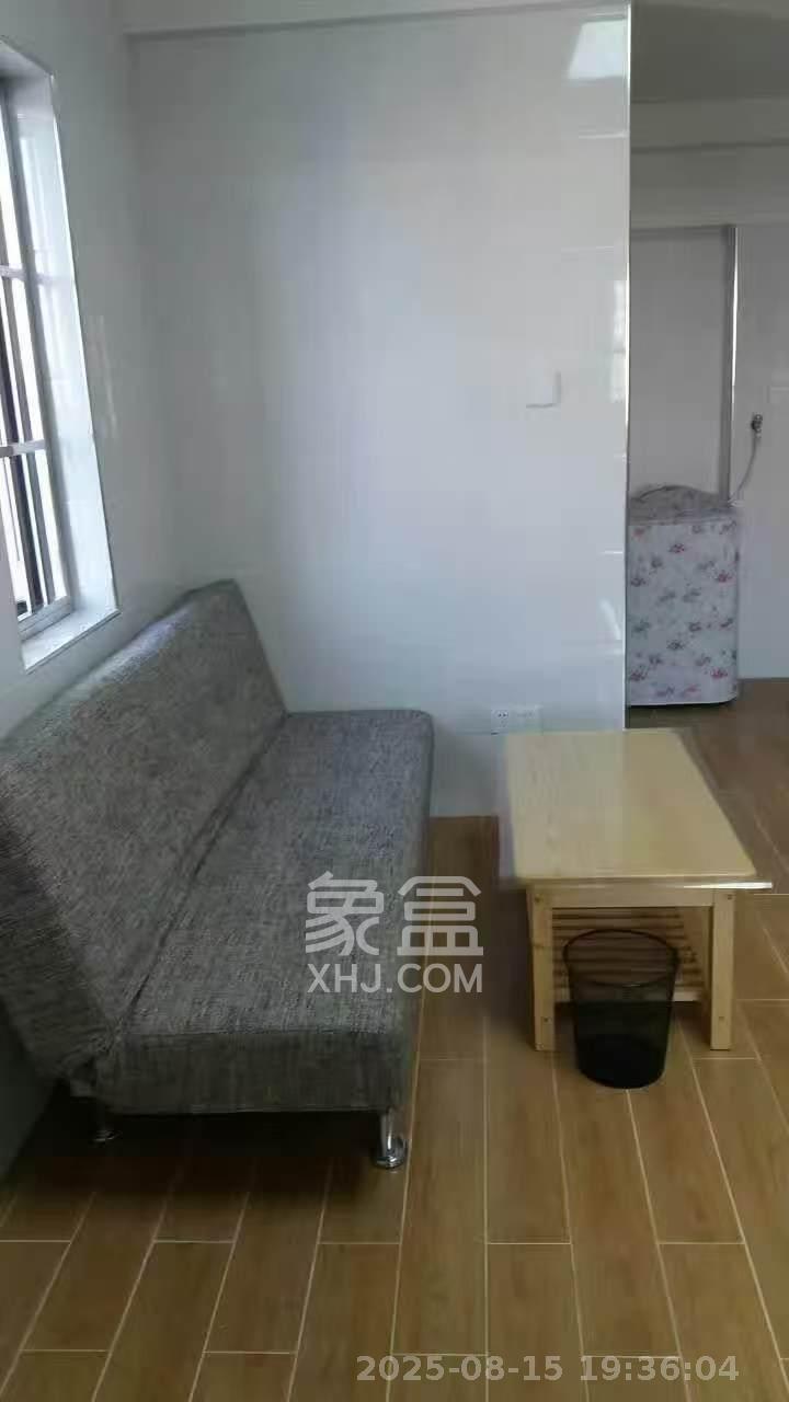 和隆花半里  1室1厅1卫   1800.00元/月室内图