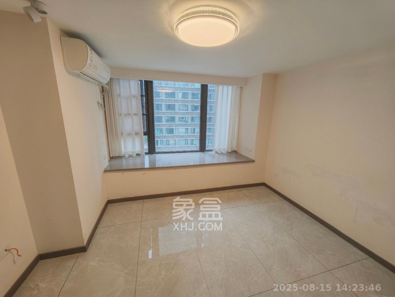 龙湖铂金岛 2室1厅1卫 2200.0元/月 龙湖铂金岛 2室1厅1卫 2200.0元/月室内图