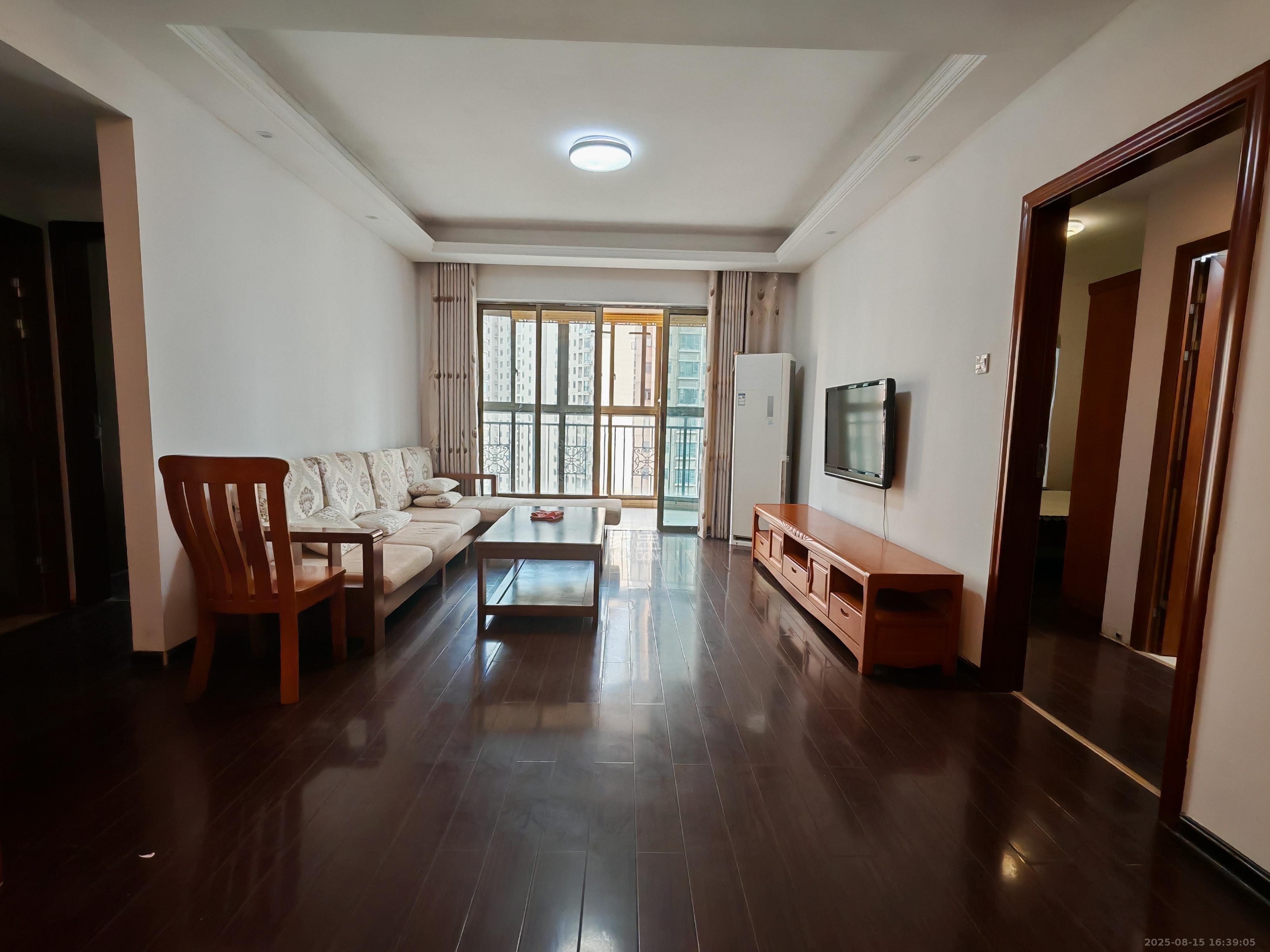 江山帝景哈佛  3室2厅2卫    1800.0元/月 江山帝景哈佛  3室2厅2卫    1800.0元/月