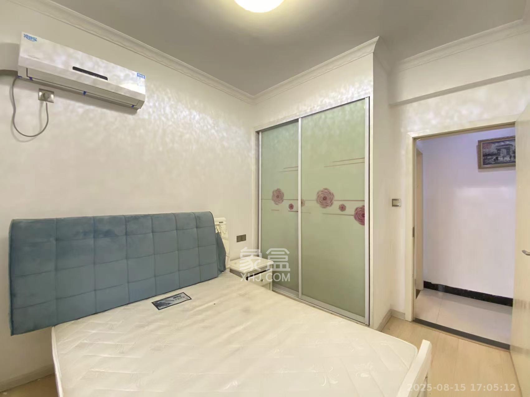 麓谷明珠  4室2厅1卫    3200.0元/月 麓谷明珠  4室2厅1卫    3200.0元/月室内图