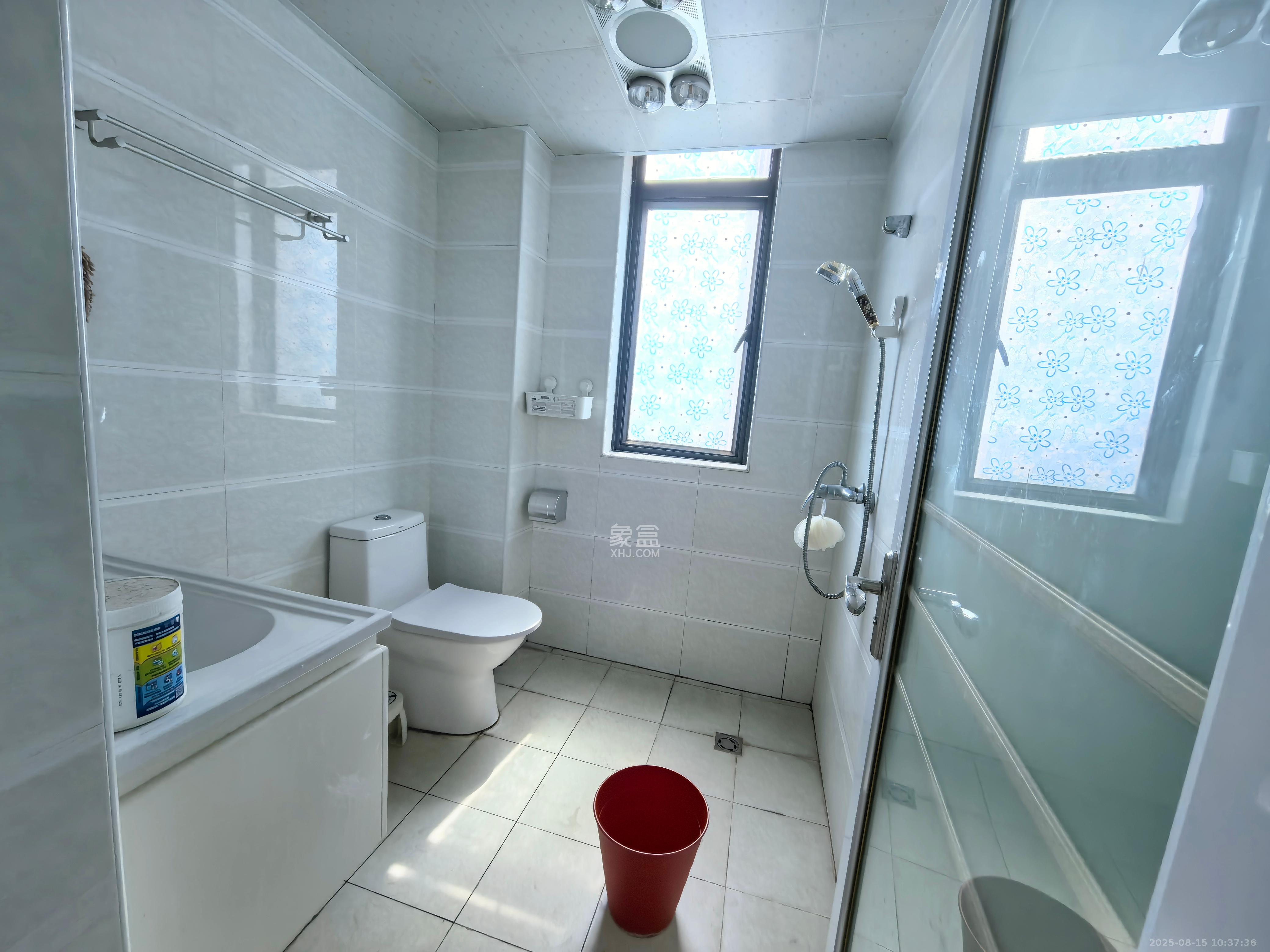 建发汇金国际  3室2厅2卫    3800.0元/月 建发汇金国际  3室2厅2卫    3800.0元/月室内图