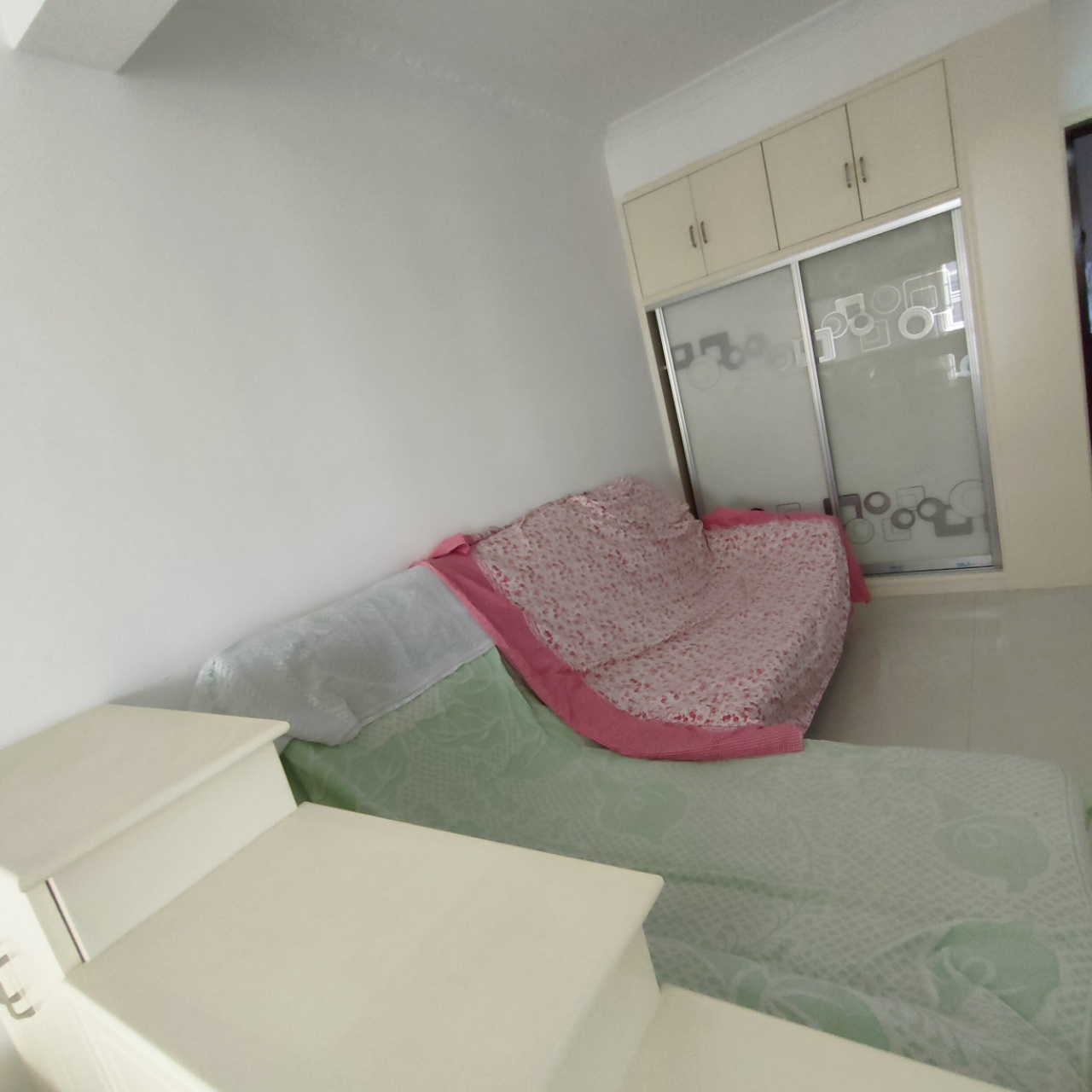 一品恒城 1室1厅1卫 23.7万 一品恒城 1室1厅1卫 23.7万客厅