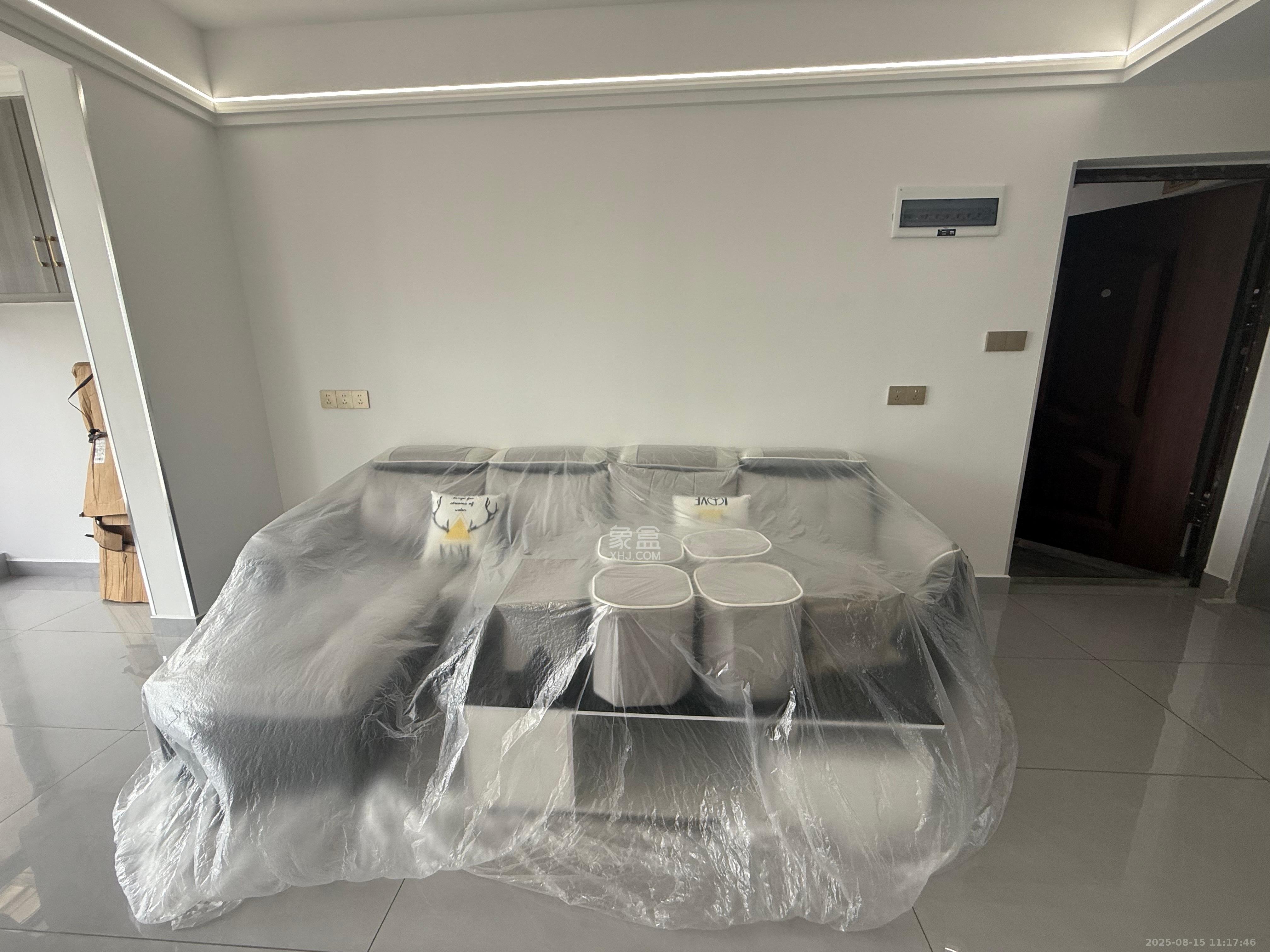 真人桥家园二期  3室2厅2卫    2200.0元/月