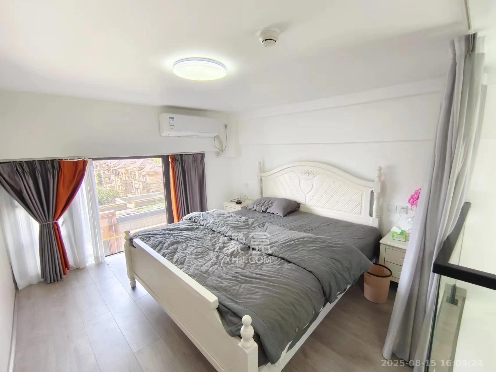 藏珑湖上公馆 2室1厅1卫 2500.0元/月 藏珑湖上公馆 2室1厅1卫 2500.0元/月室内图