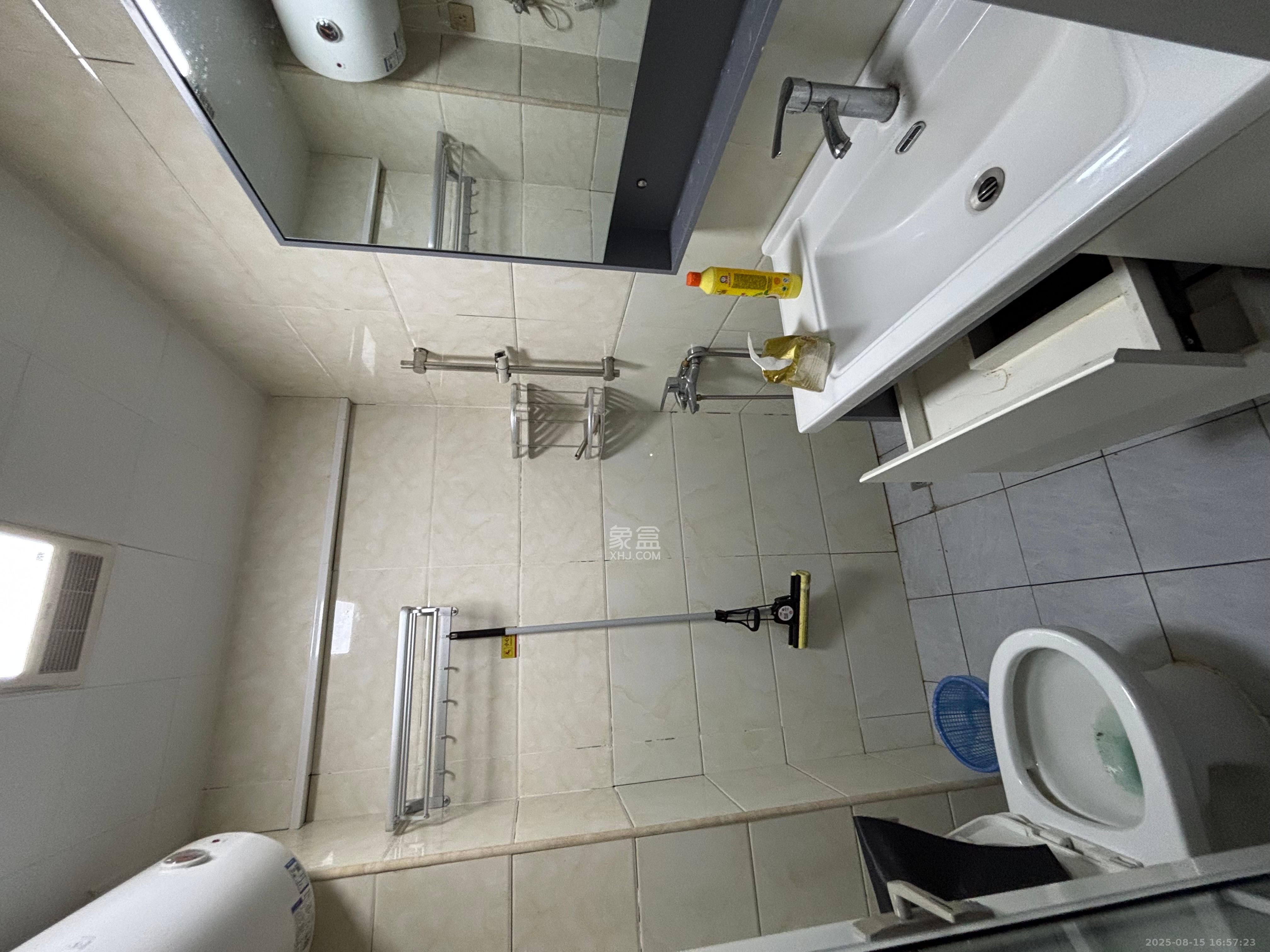 欣隆居  1室1厅1卫    1600.0元/月 欣隆居  1室1厅1卫    1600.0元/月室内图