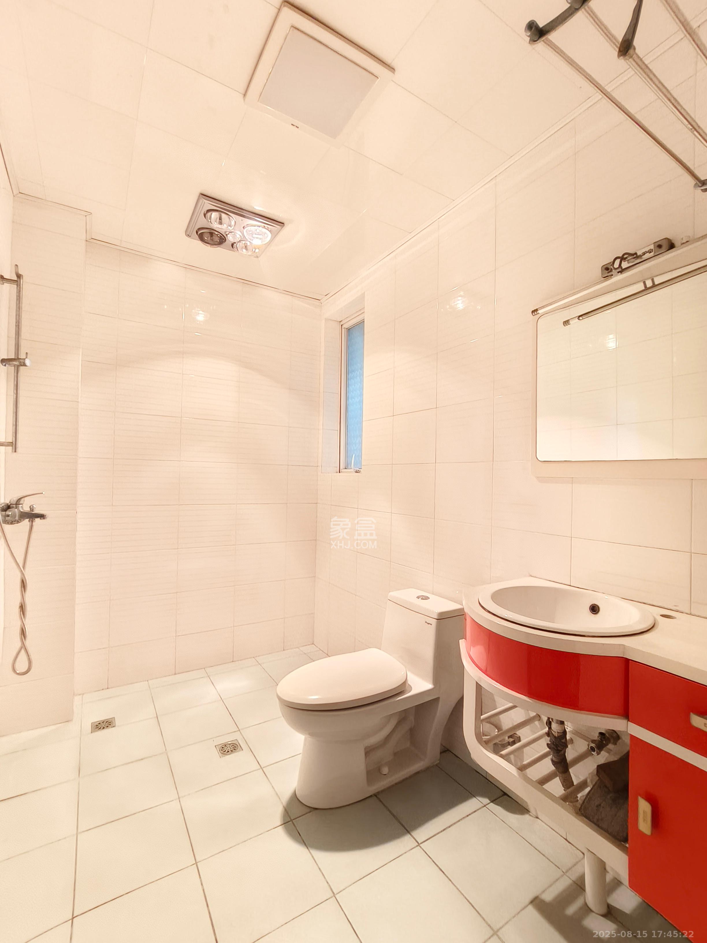 四季美景三期（四季美景水木轩）  3室2厅2卫    2500.0元/月室内图