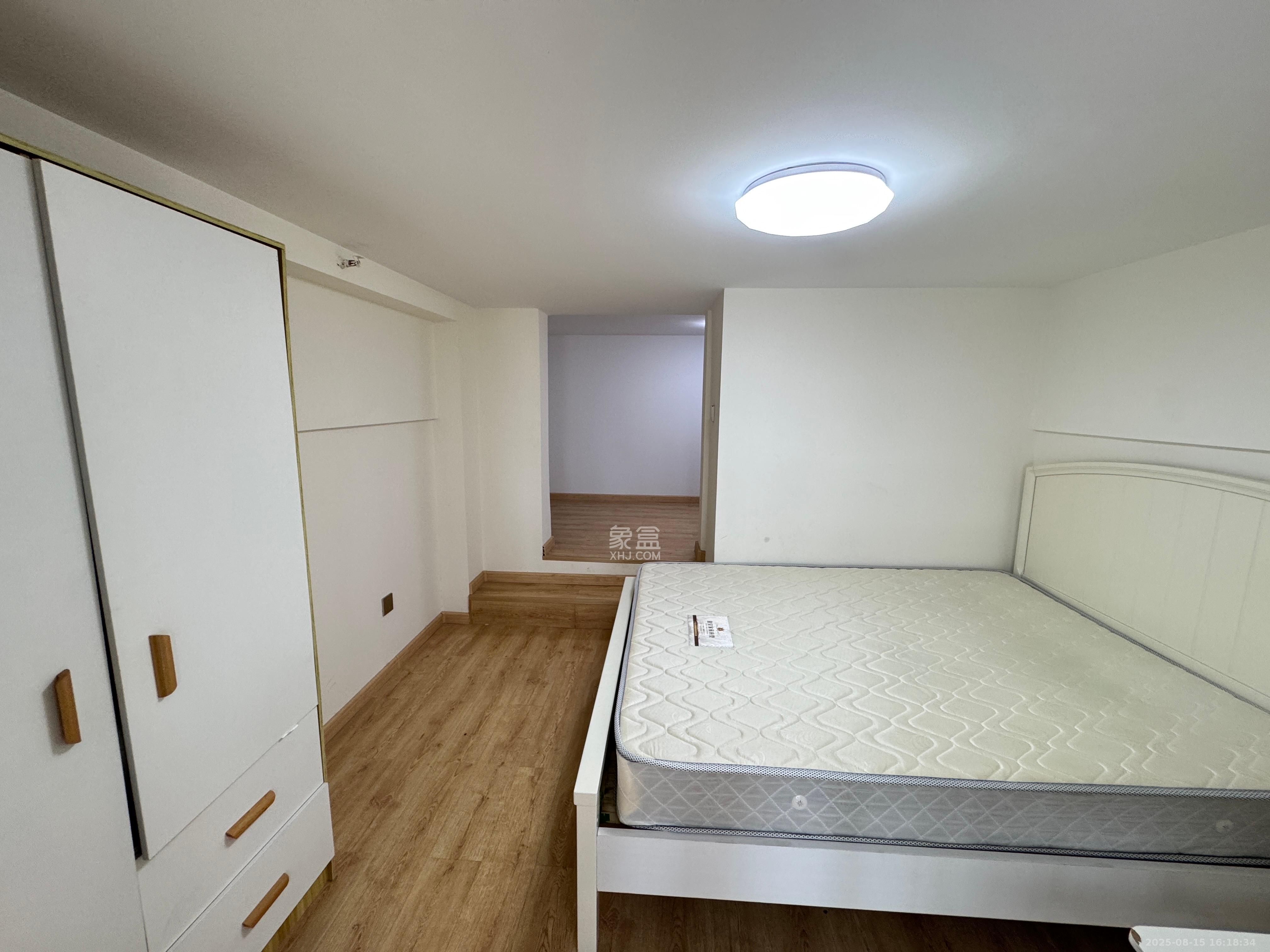 保利天禧EF区  2室1厅1卫    2200.0元/月 保利天禧EF区  2室1厅1卫    2200.0元/月室内图