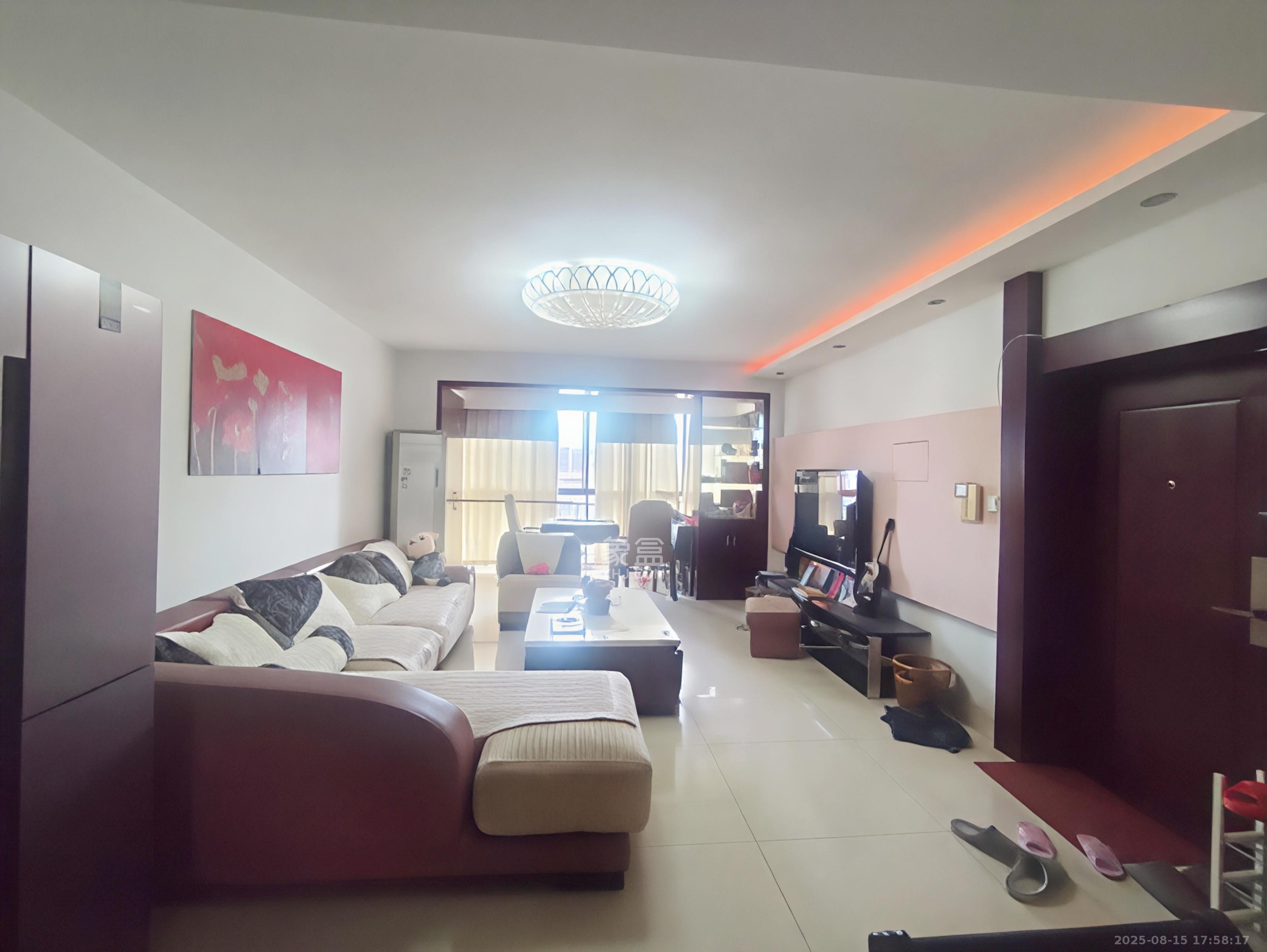 锦湘国际星城二期(锦雅苑)  3室2厅1卫    3000.0元/月 锦湘国际星城二期(锦雅苑)  3室2厅1卫    3000.0元/月室内图