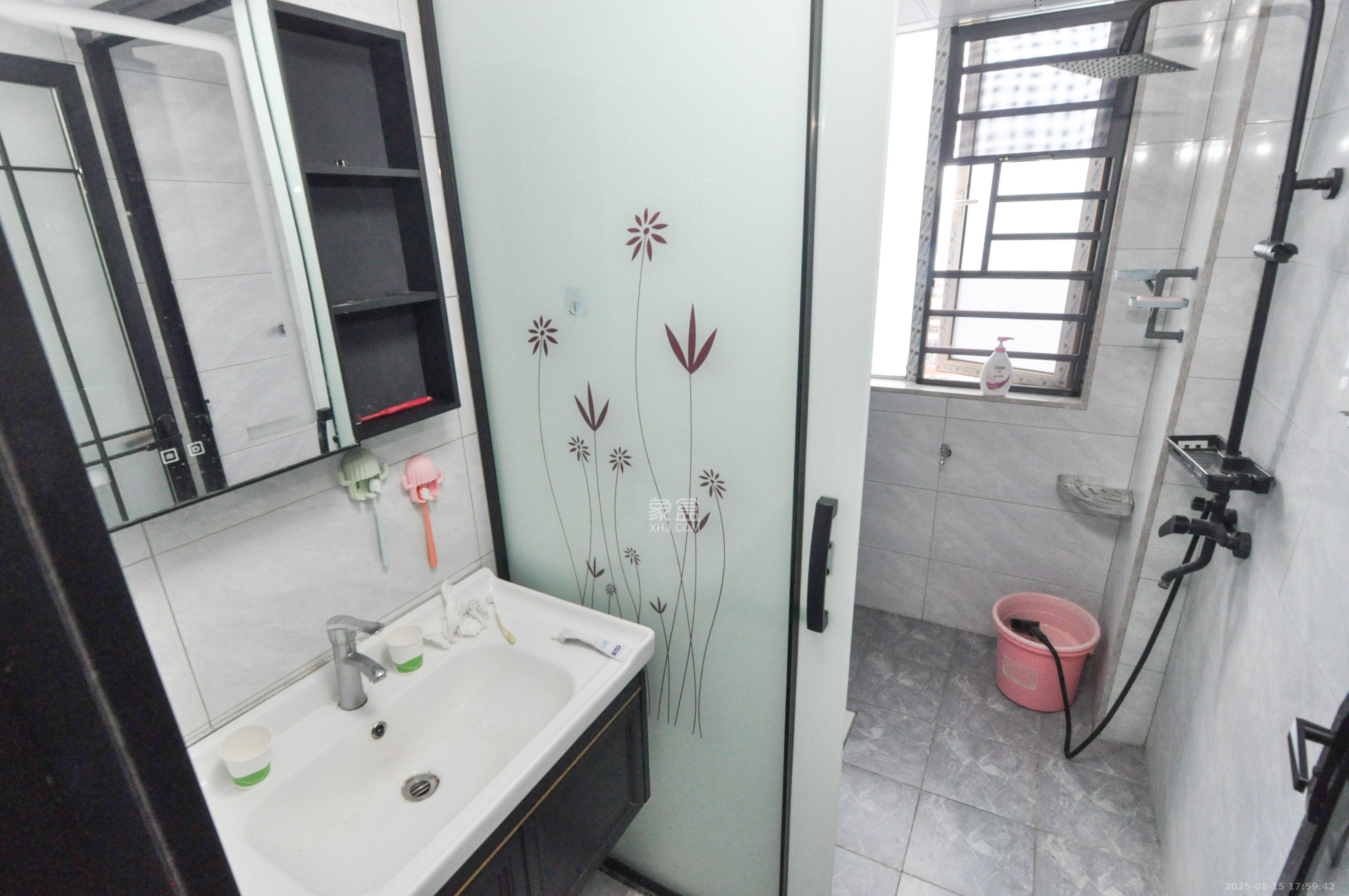 美麓阳光 2室2厅1卫 3000.0元/月 美麓阳光 2室2厅1卫 3000.0元/月室内图