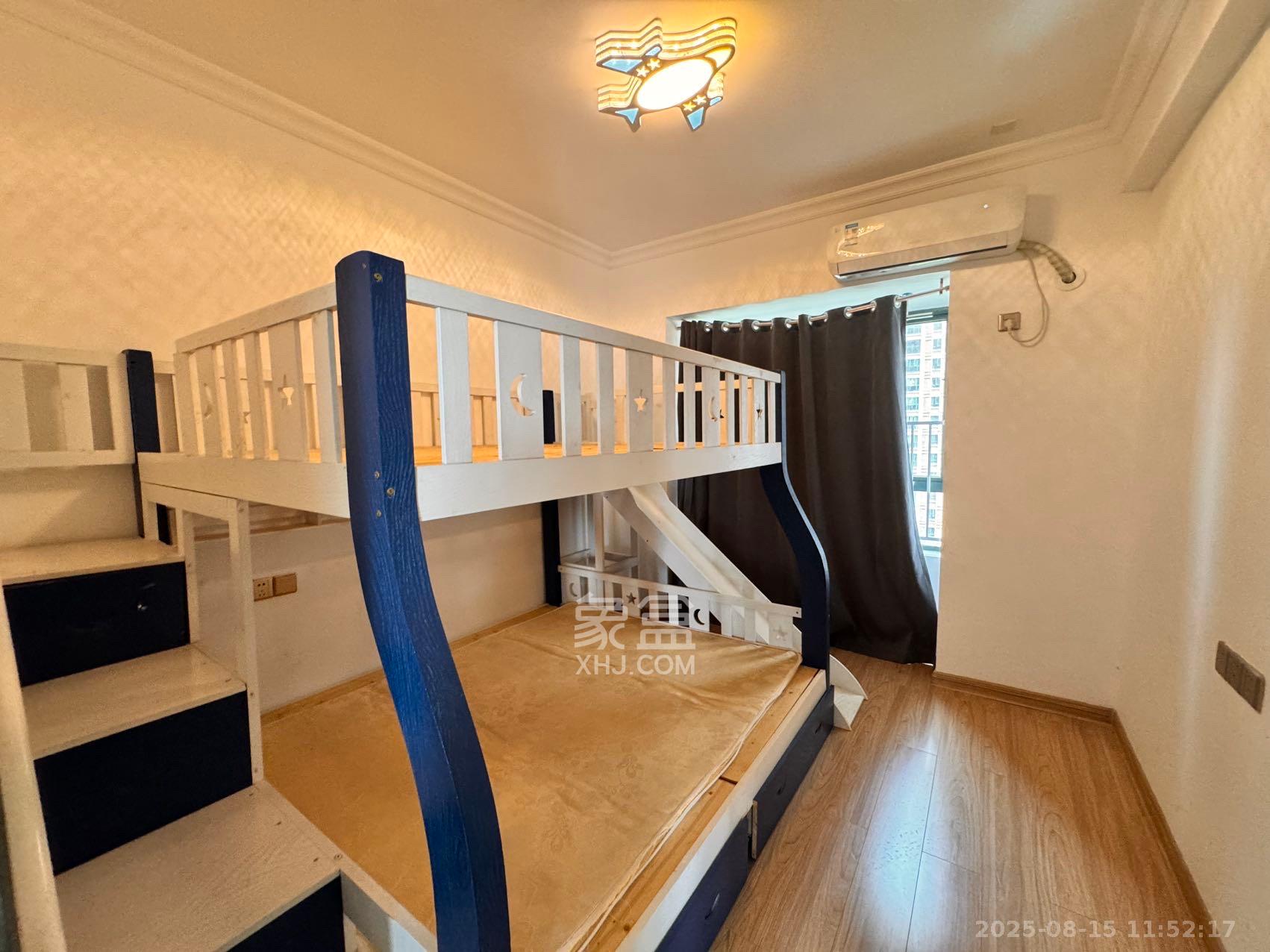 金湘苑(星澜之悦)  4室2厅2卫    2100.0元/月 金湘苑(星澜之悦)  4室2厅2卫    2100.0元/月室内图